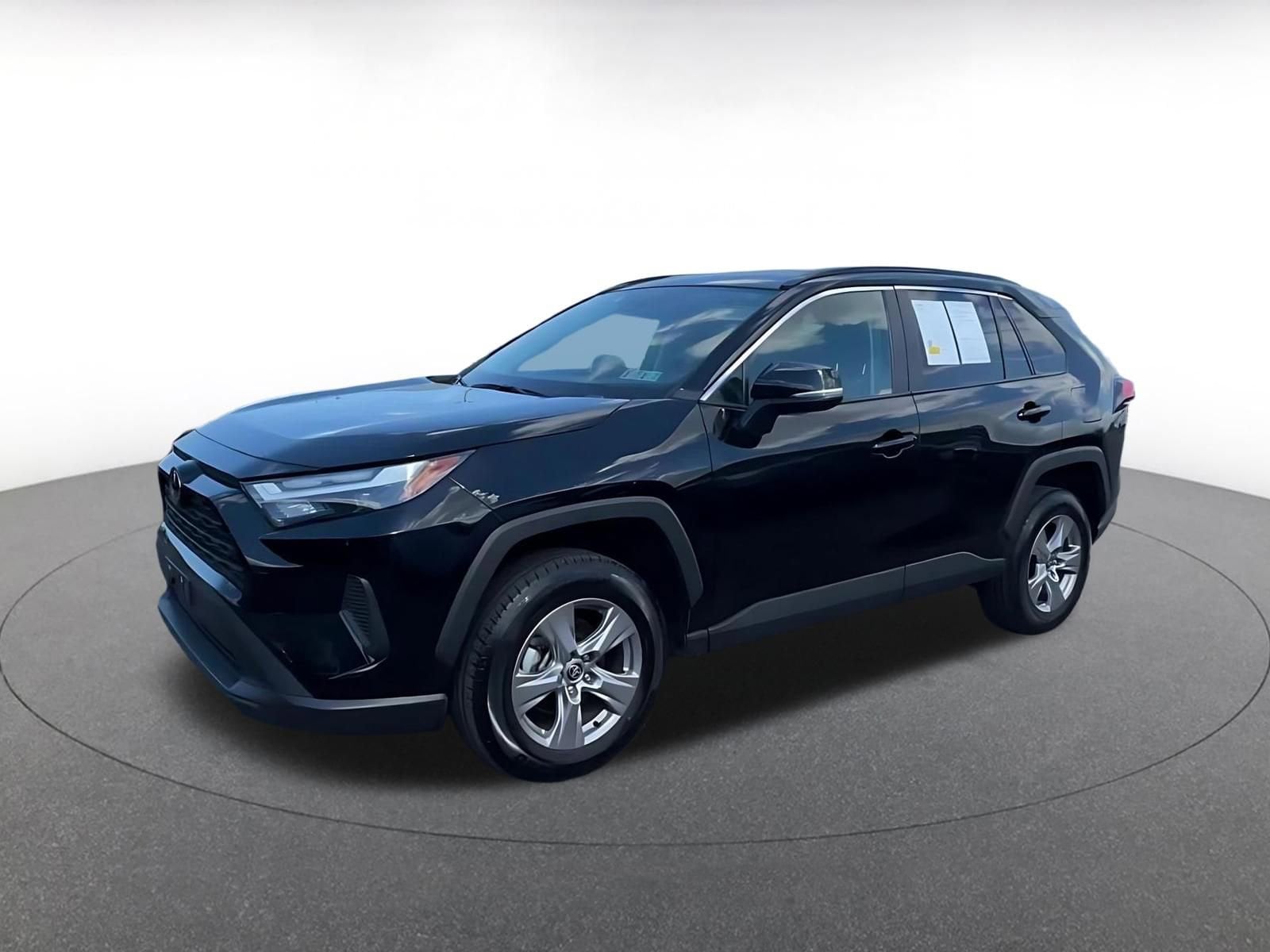 Thumbnail: 2025 Toyota RAV4 - 7