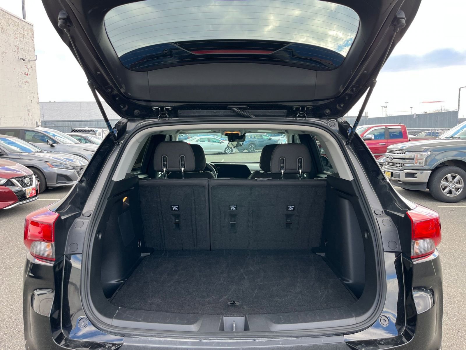 Thumbnail: 2025 Chevrolet TrailBlazer - 30