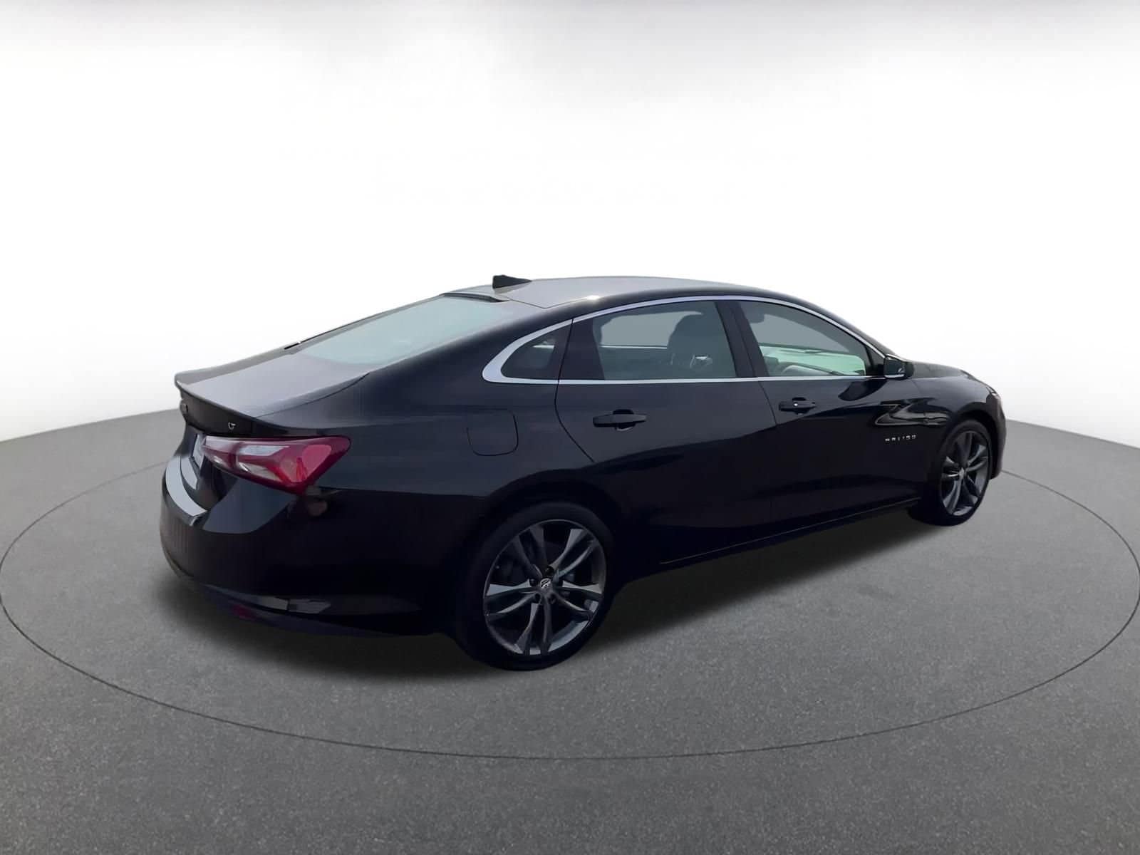 Thumbnail: 2024 Chevrolet Malibu - 13