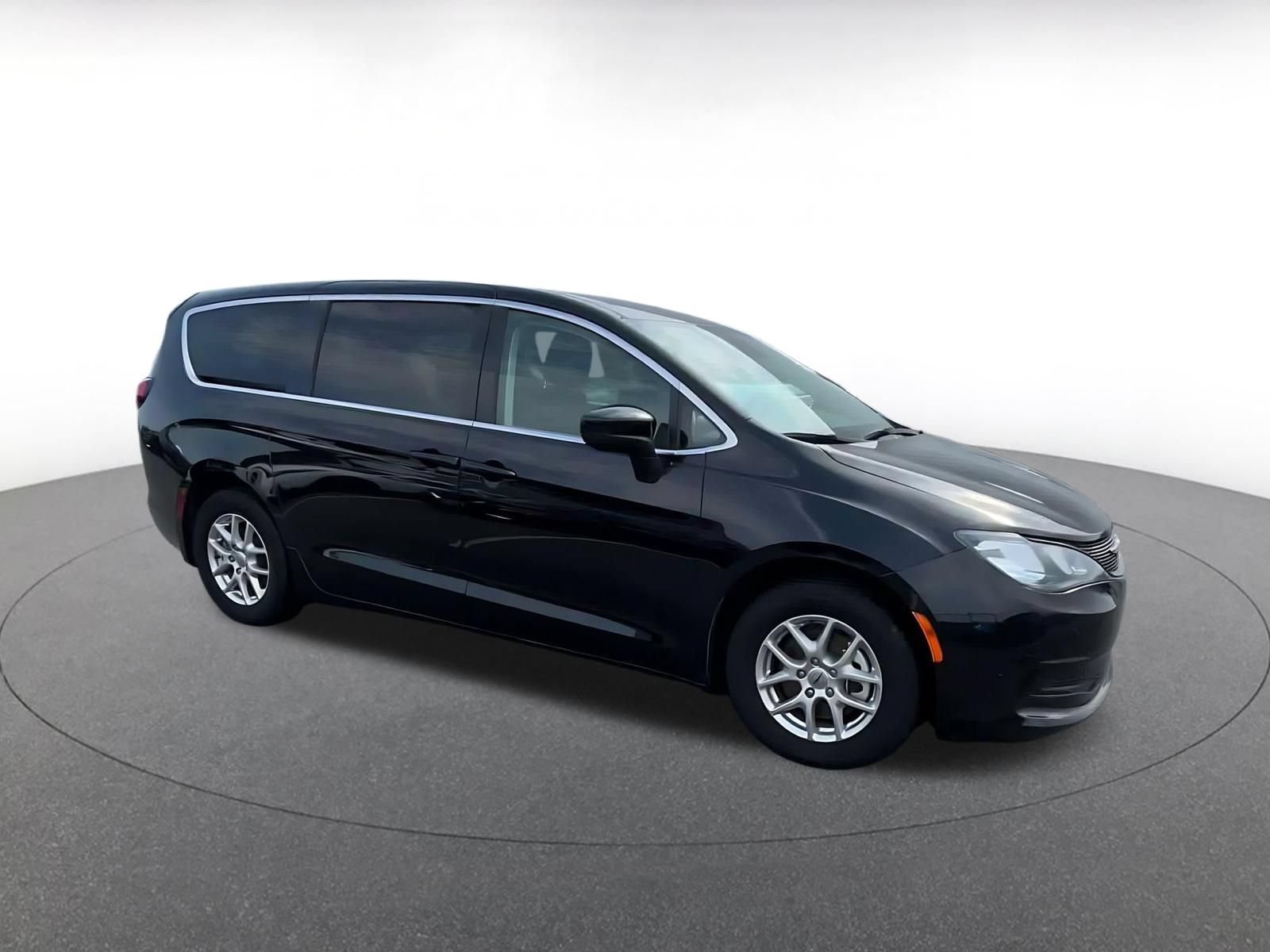 Thumbnail: 2024 Chrysler Voyager - 2