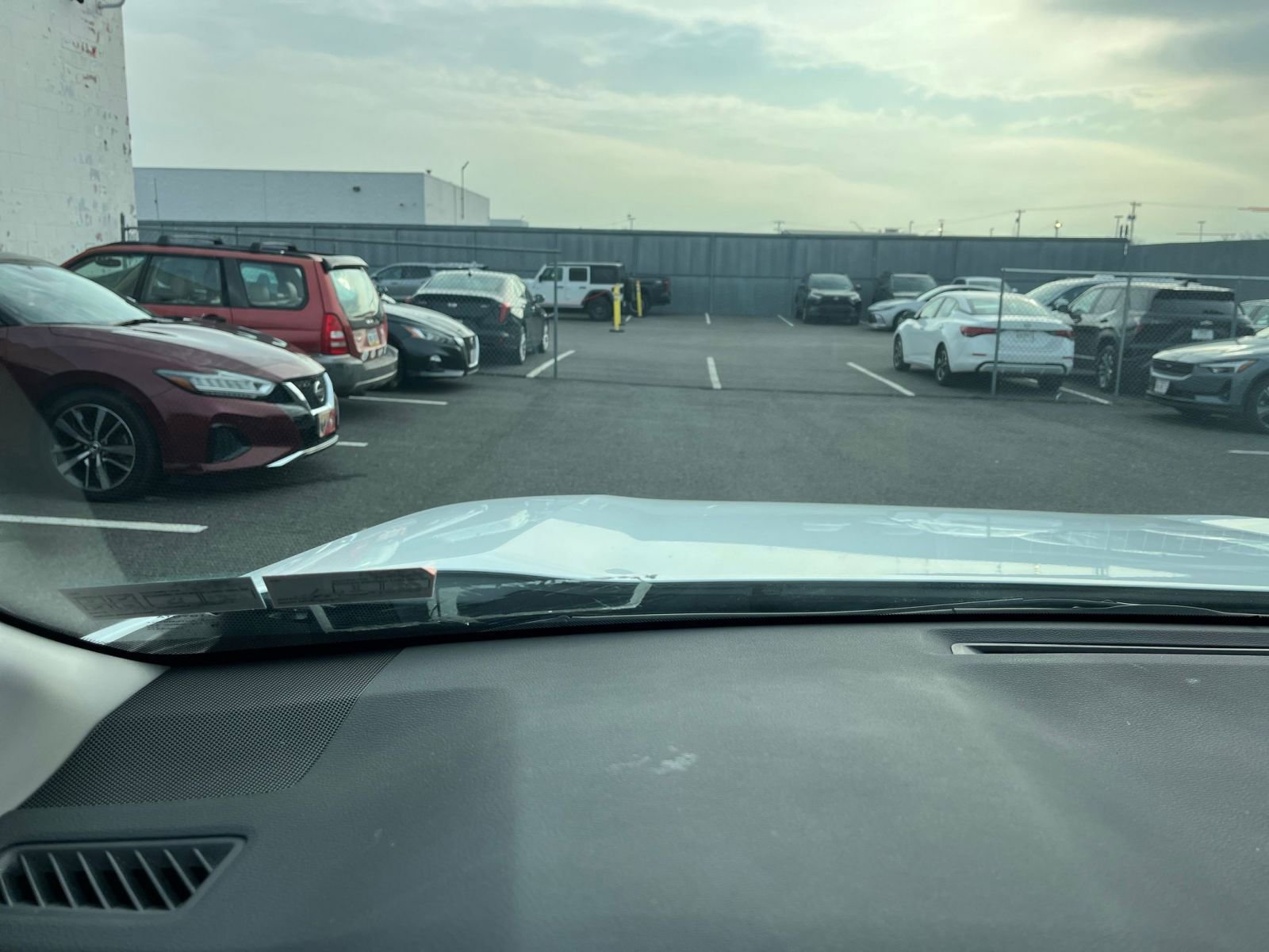 Thumbnail: 2025 Toyota RAV4 - 33