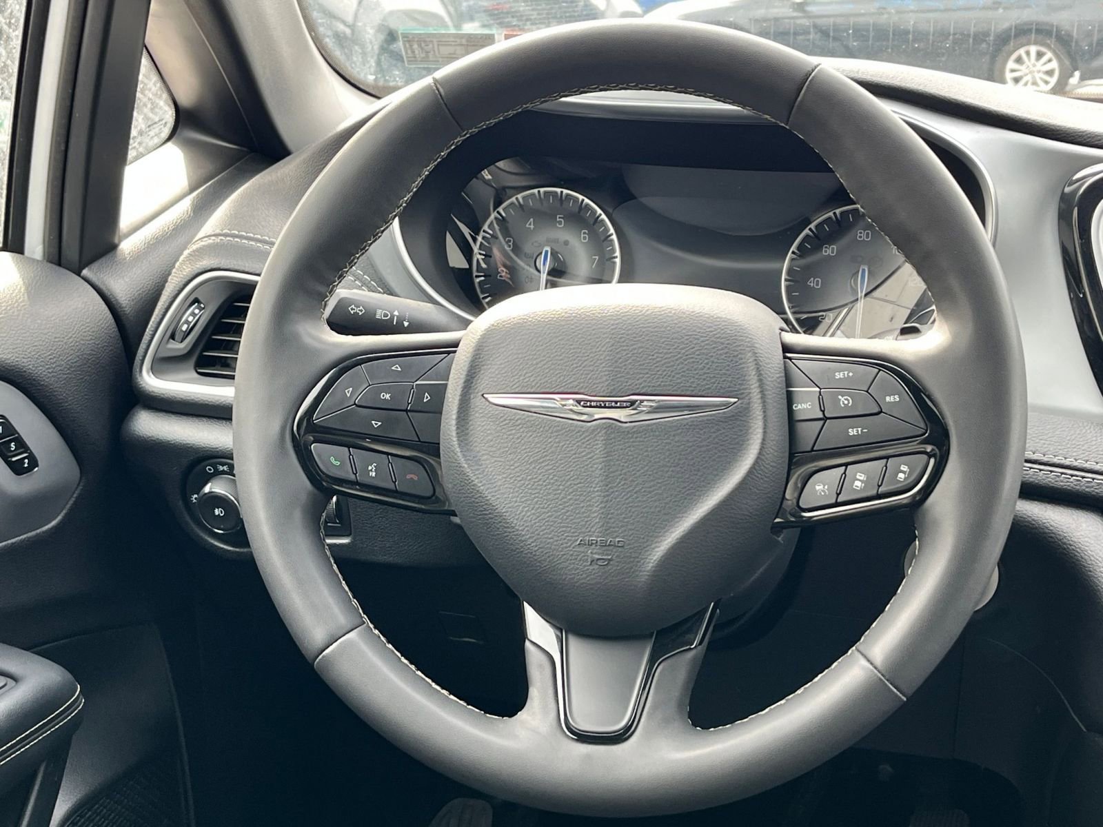 Thumbnail: 2025 Chrysler Pacifica - 29