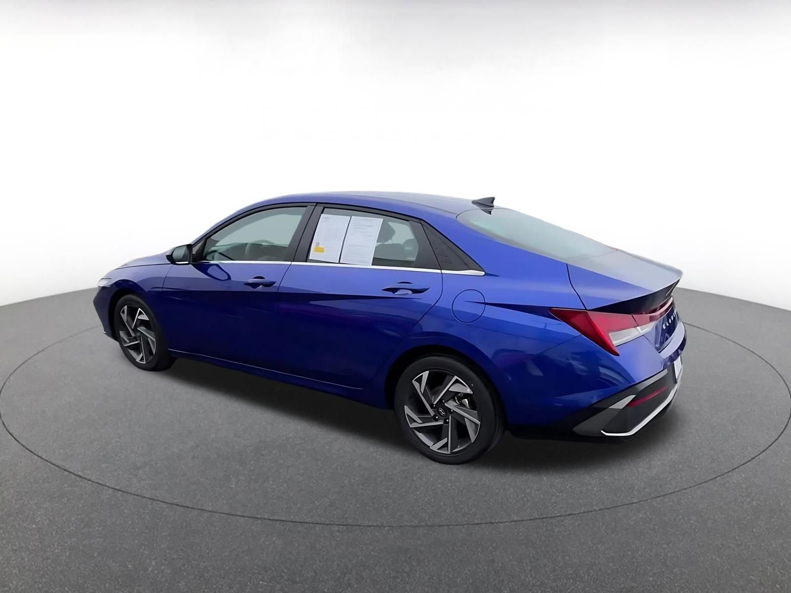 Thumbnail: 2025 Hyundai Elantra - 10