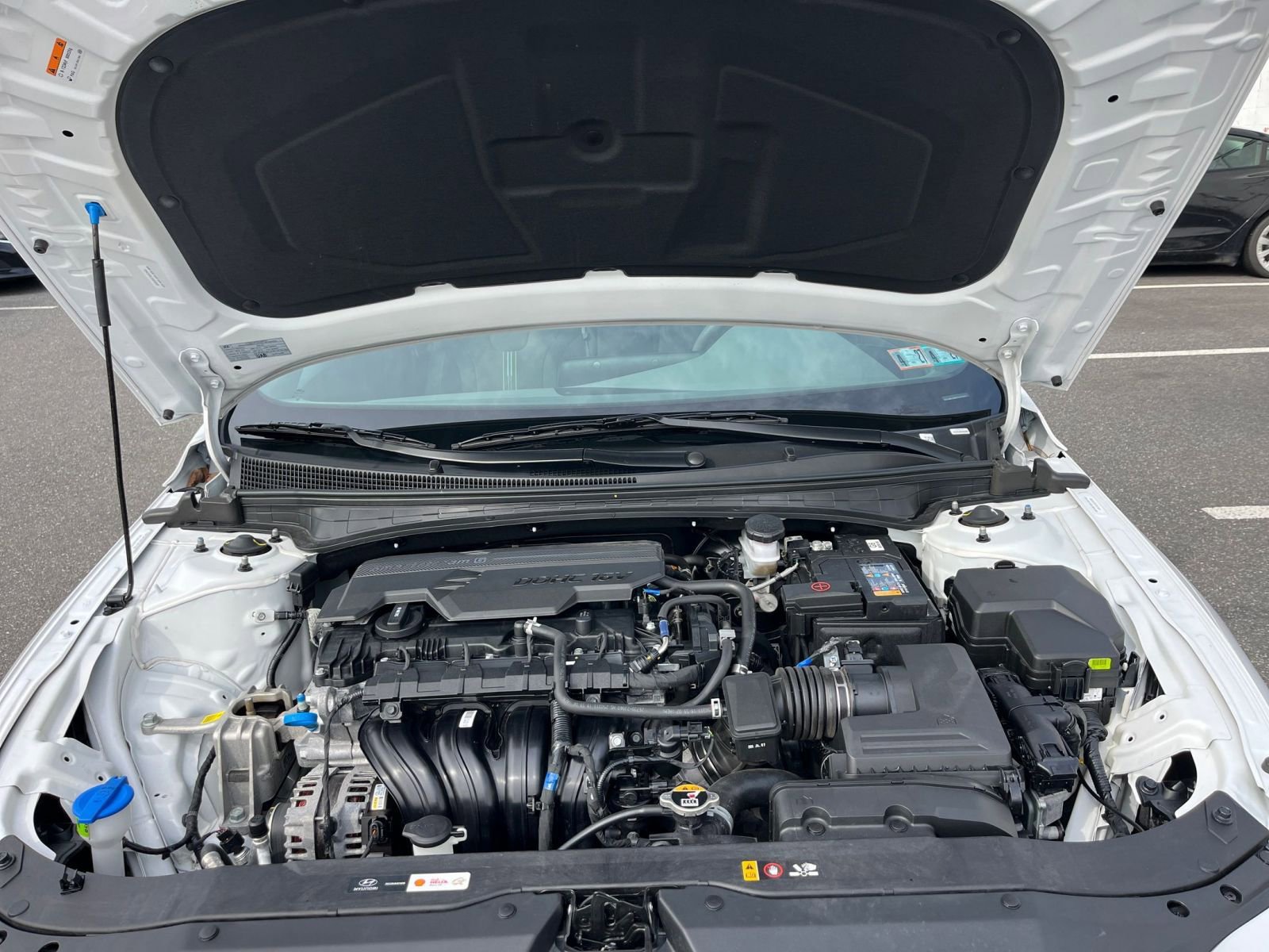 Thumbnail: 2025 Hyundai Elantra - 33