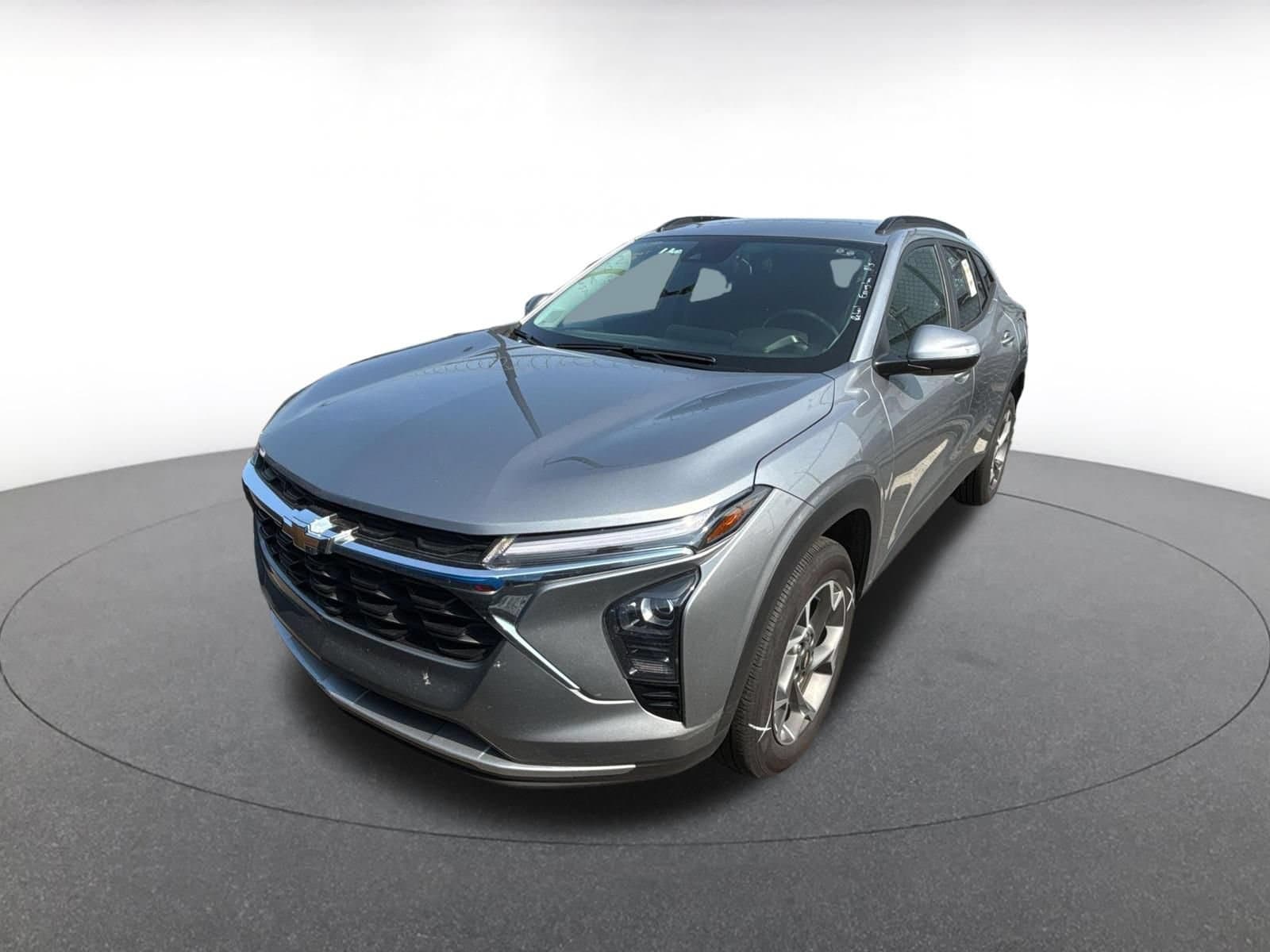 Thumbnail: 2025 Chevrolet Trax - 4