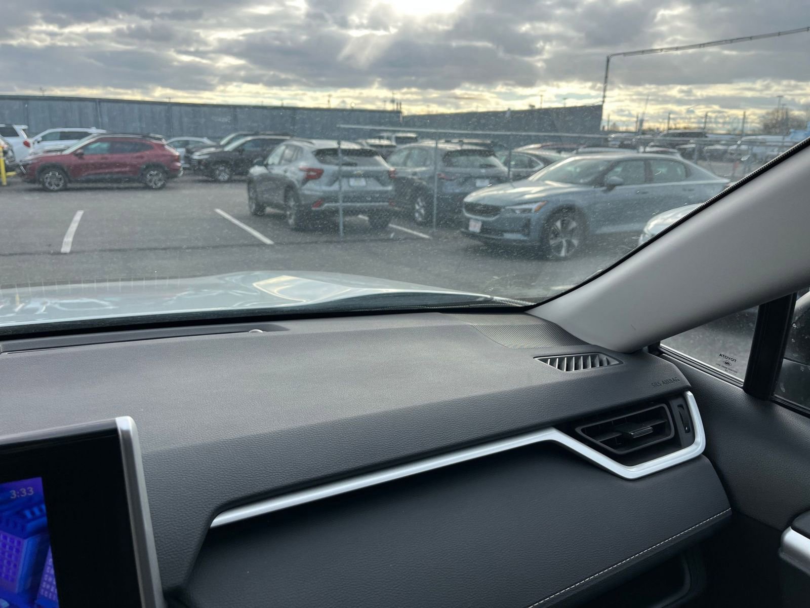 Thumbnail: 2025 Toyota RAV4 - 34