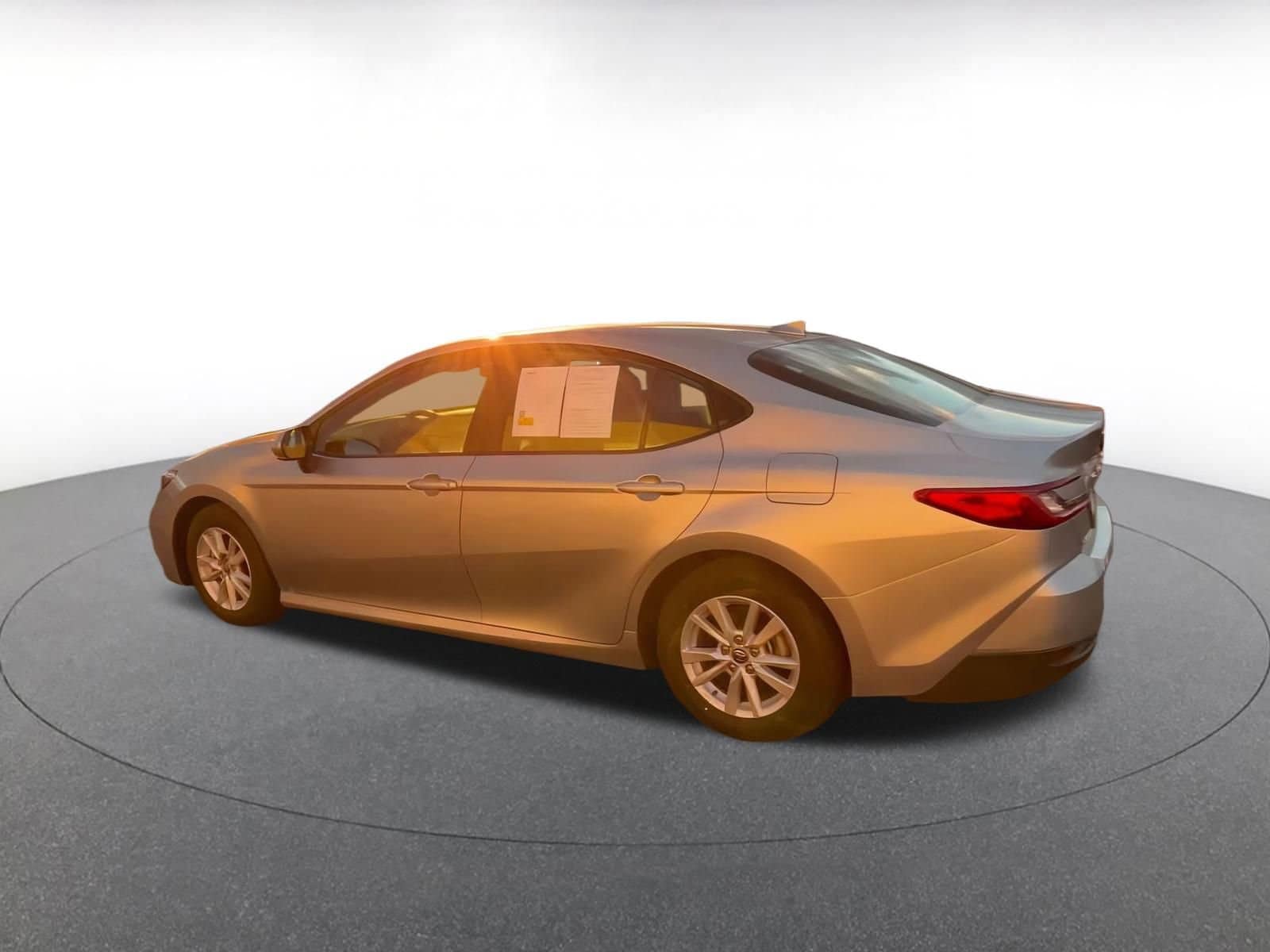 Thumbnail: 2025 Toyota Camry - 10