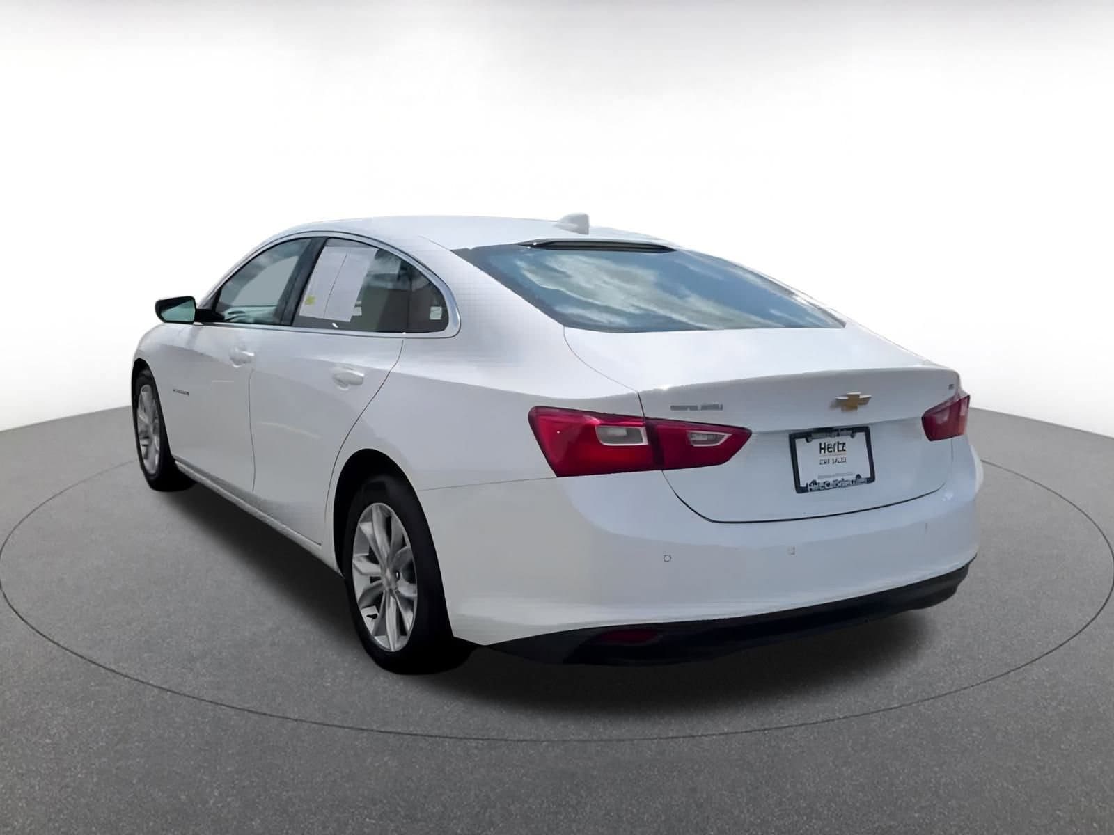 Thumbnail: 2024 Chevrolet Malibu - 11