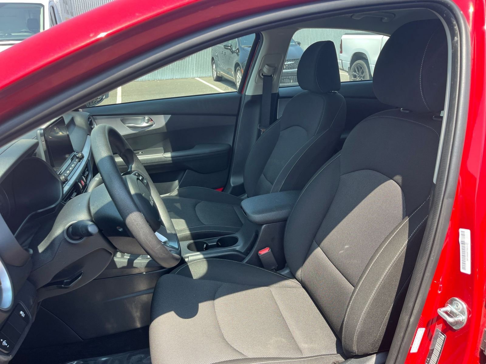 Thumbnail: 2024 Kia Forte - 34