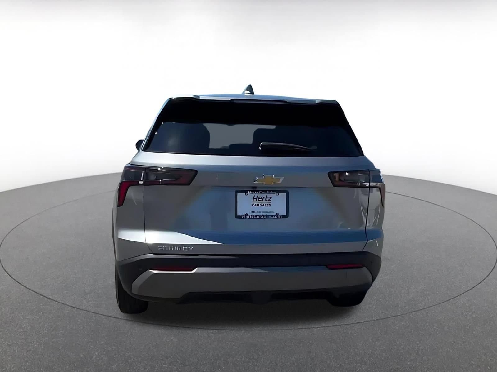 Thumbnail: 2025 Chevrolet Equinox - 10