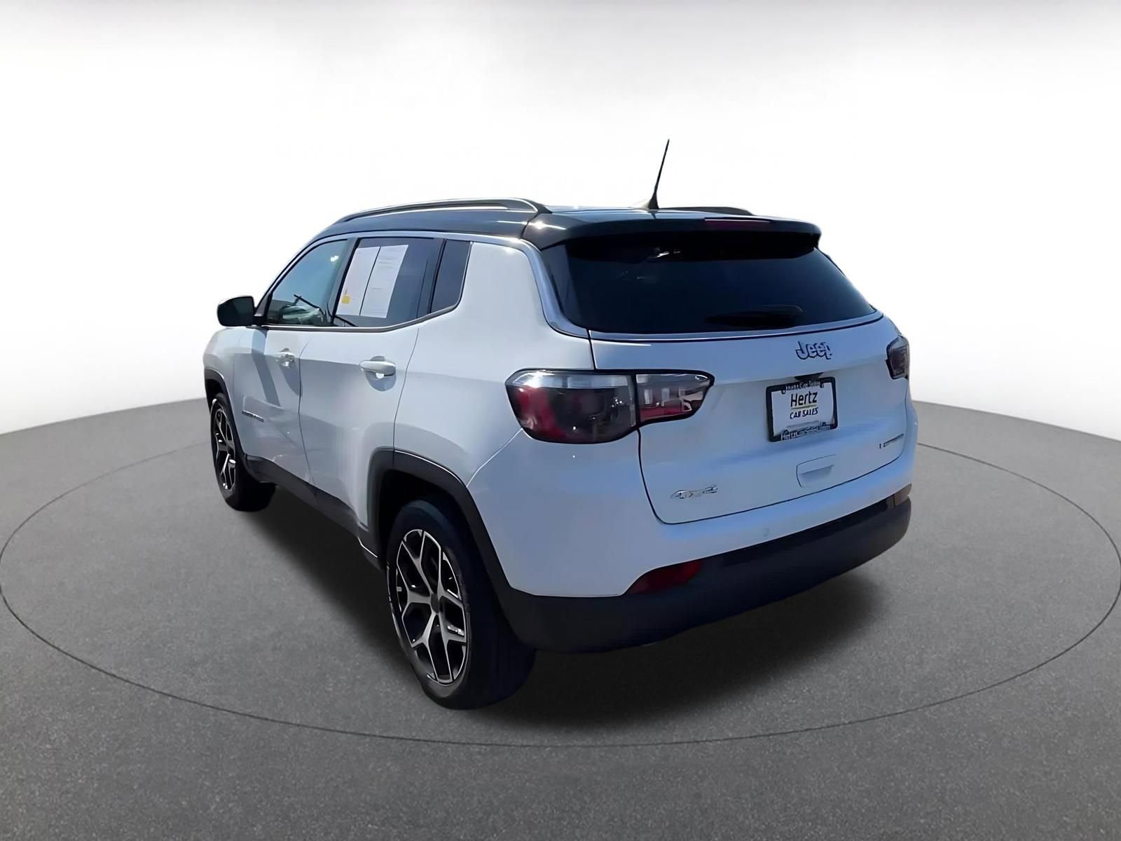 Thumbnail: 2025 Jeep Compass - 11