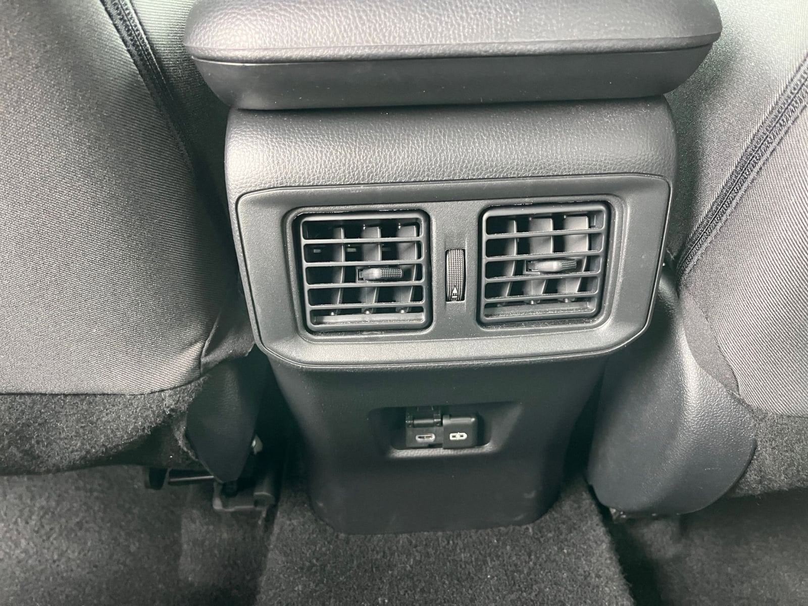 Thumbnail: 2025 Toyota RAV4 - 23