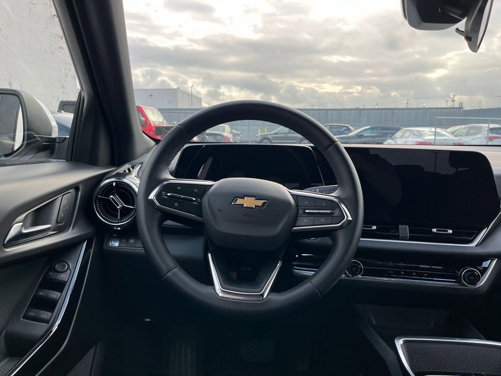 Thumbnail: 2025 Chevrolet Equinox - 27