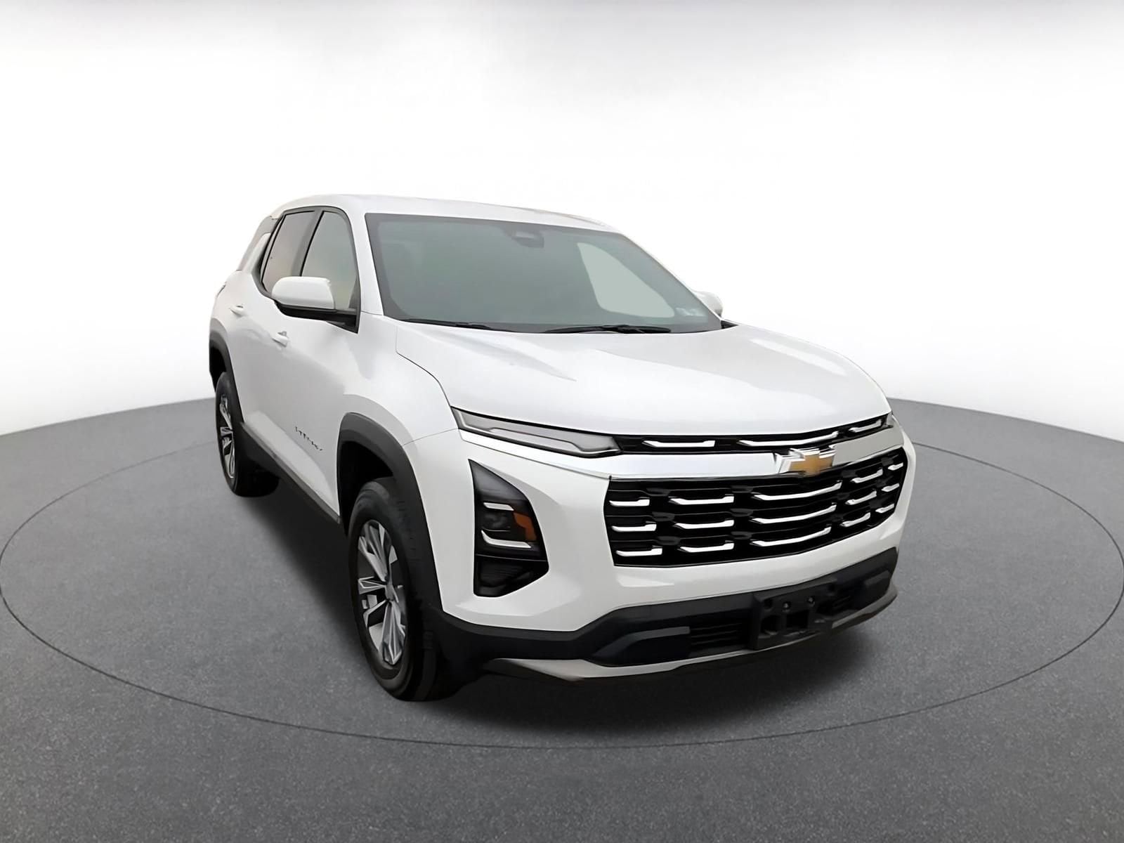 Thumbnail: 2025 Chevrolet Equinox - 3