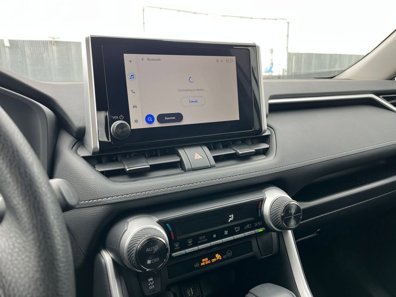 Thumbnail: 2025 Toyota RAV4 - 21