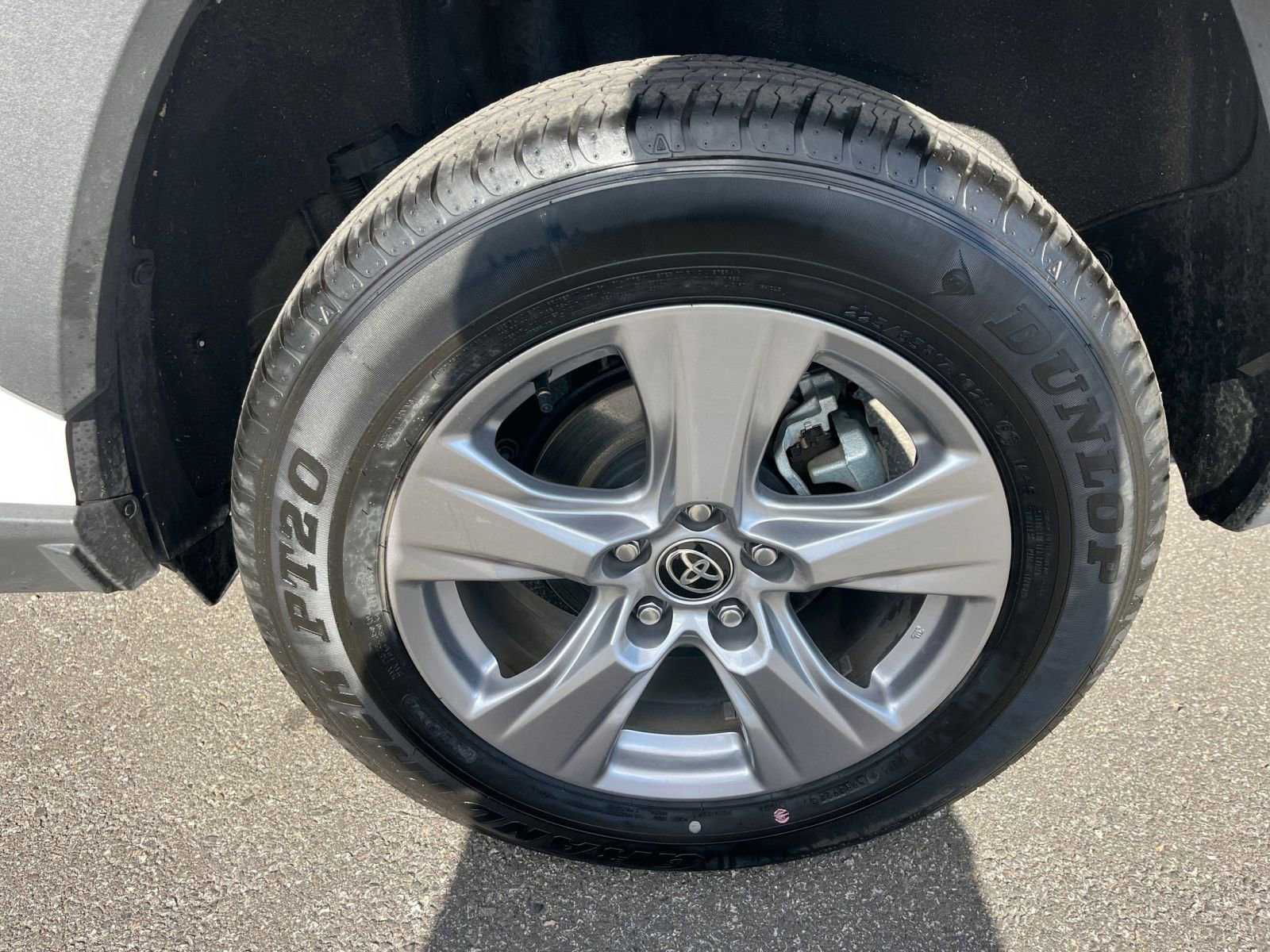 Thumbnail: 2025 Toyota RAV4 - 30