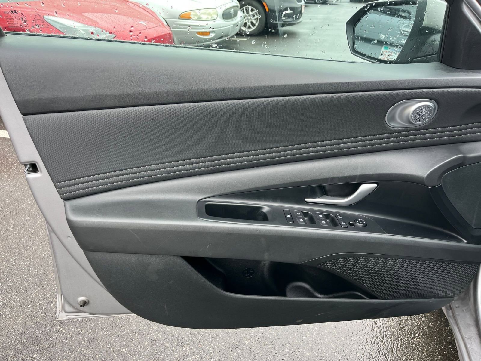 Thumbnail: 2025 Hyundai Elantra - 18