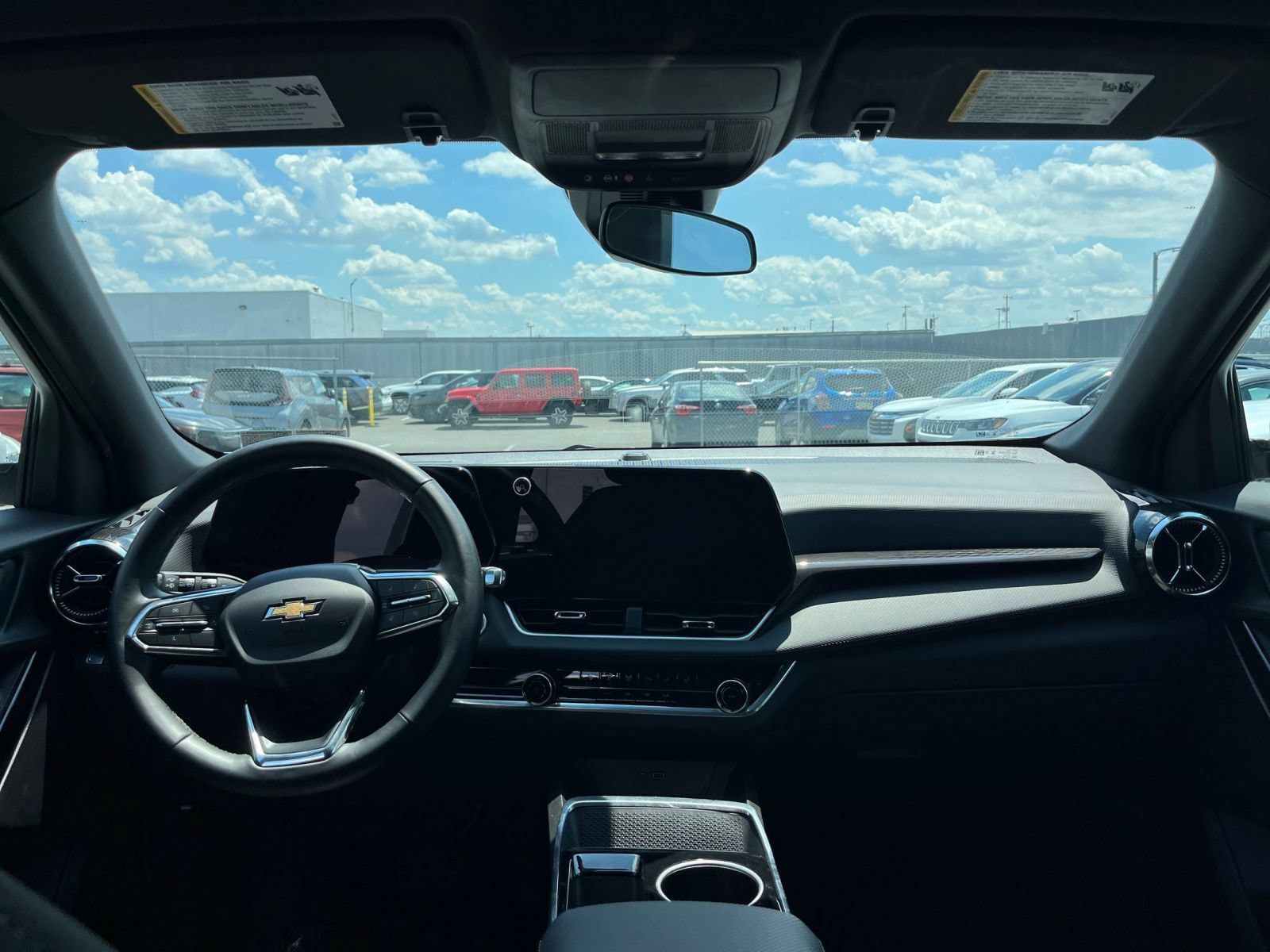 Thumbnail: 2025 Chevrolet Equinox - 33