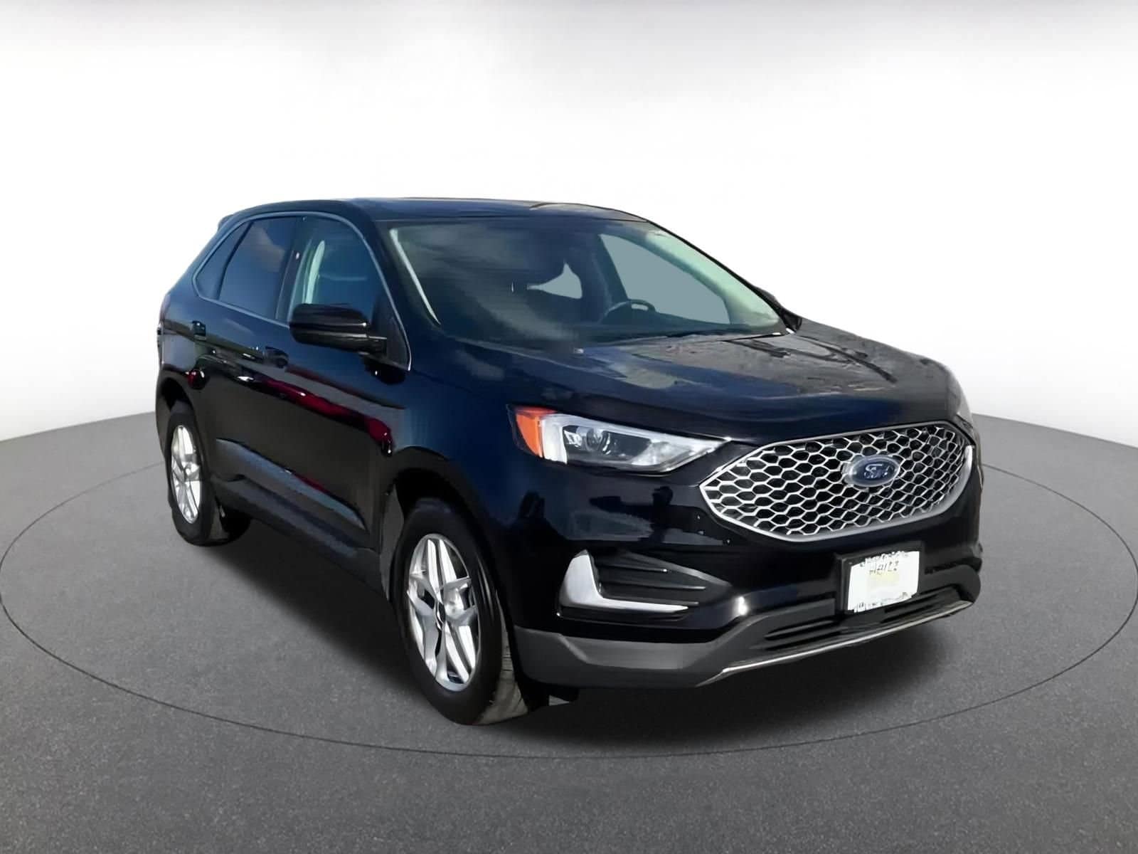 Thumbnail: 2024 Ford Edge - 3