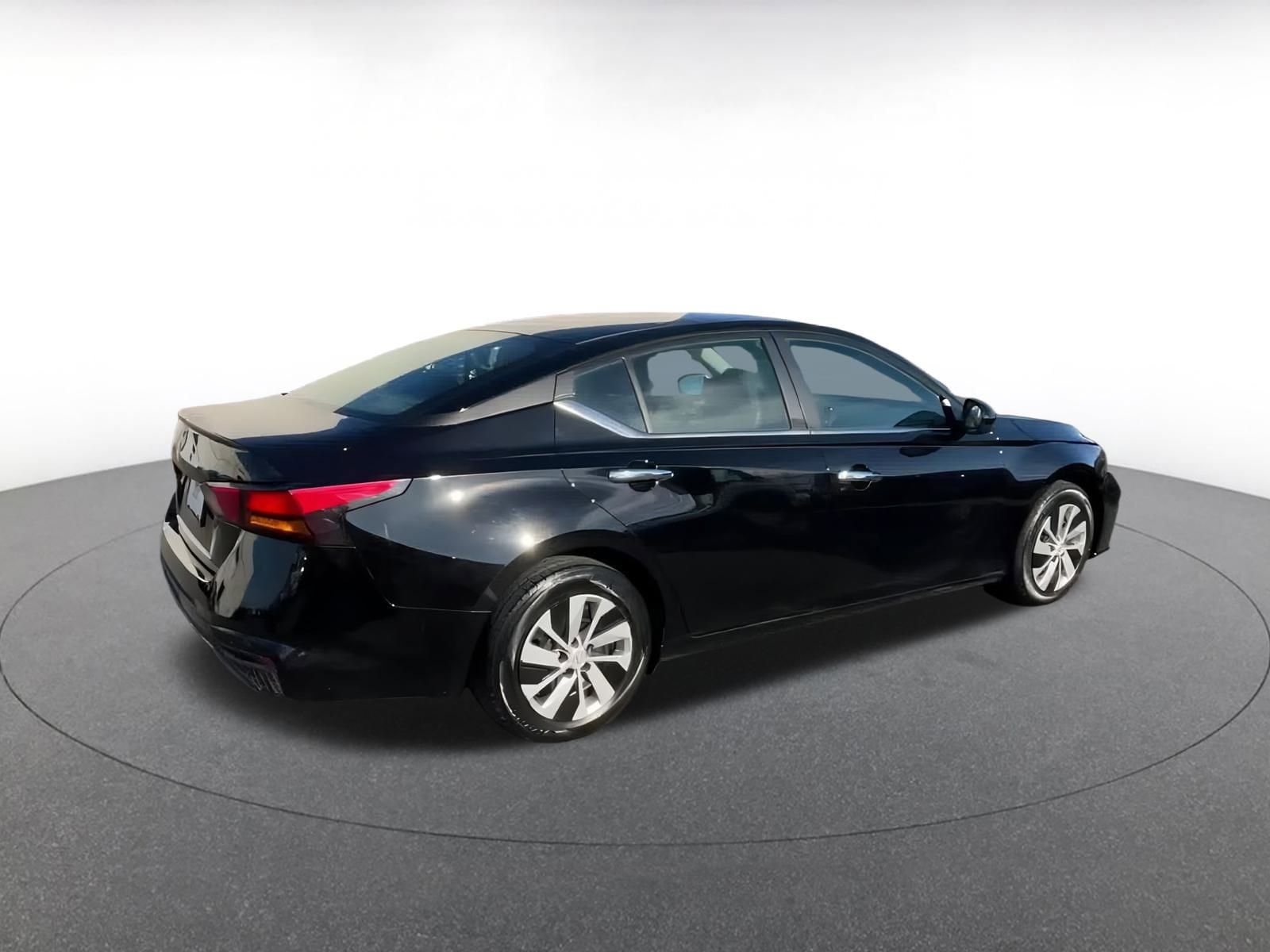Thumbnail: 2023 Nissan Altima - 13