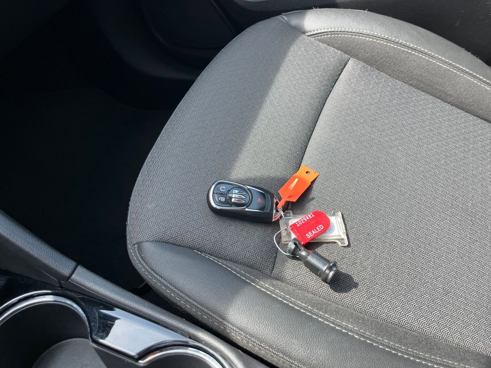 Thumbnail: 2025 Buick Encore GX - 22