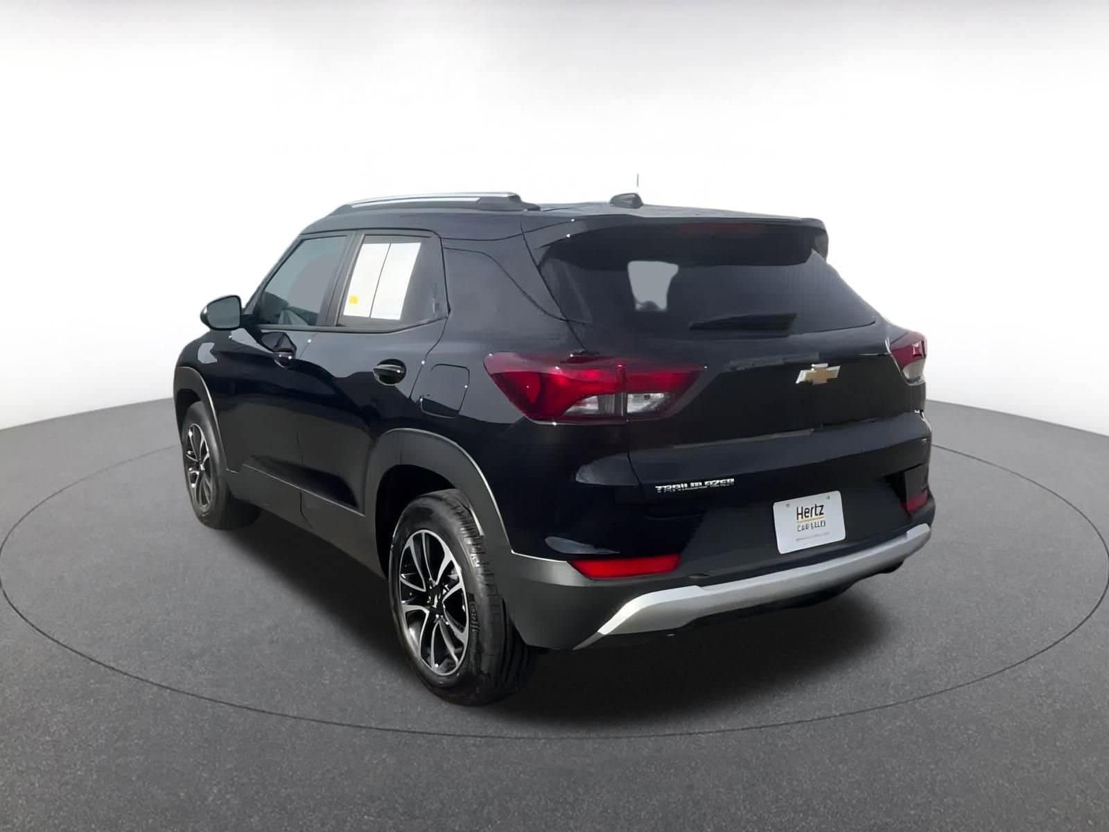 Thumbnail: 2025 Chevrolet TrailBlazer - 11