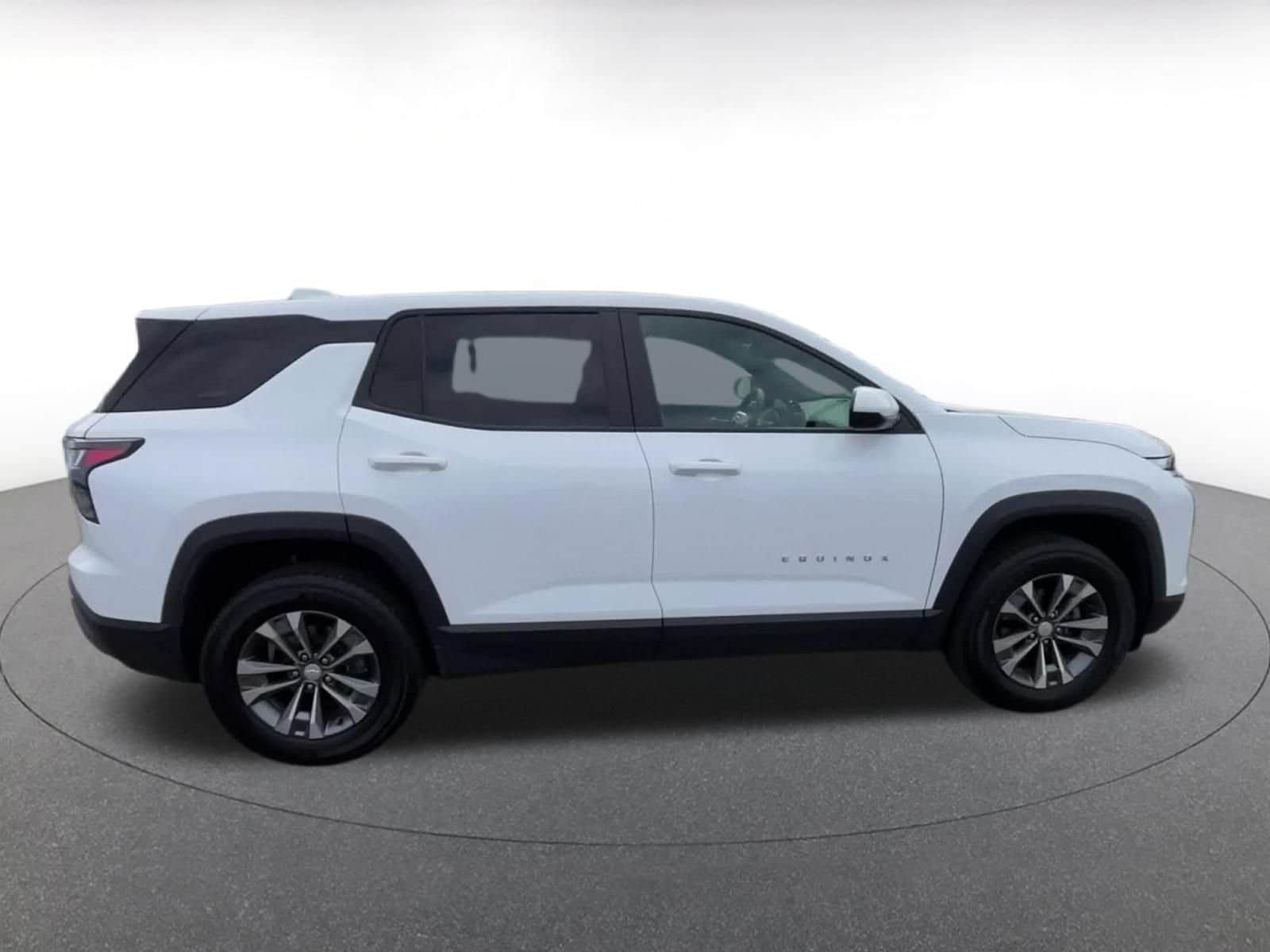 Thumbnail: 2025 Chevrolet Equinox - 15
