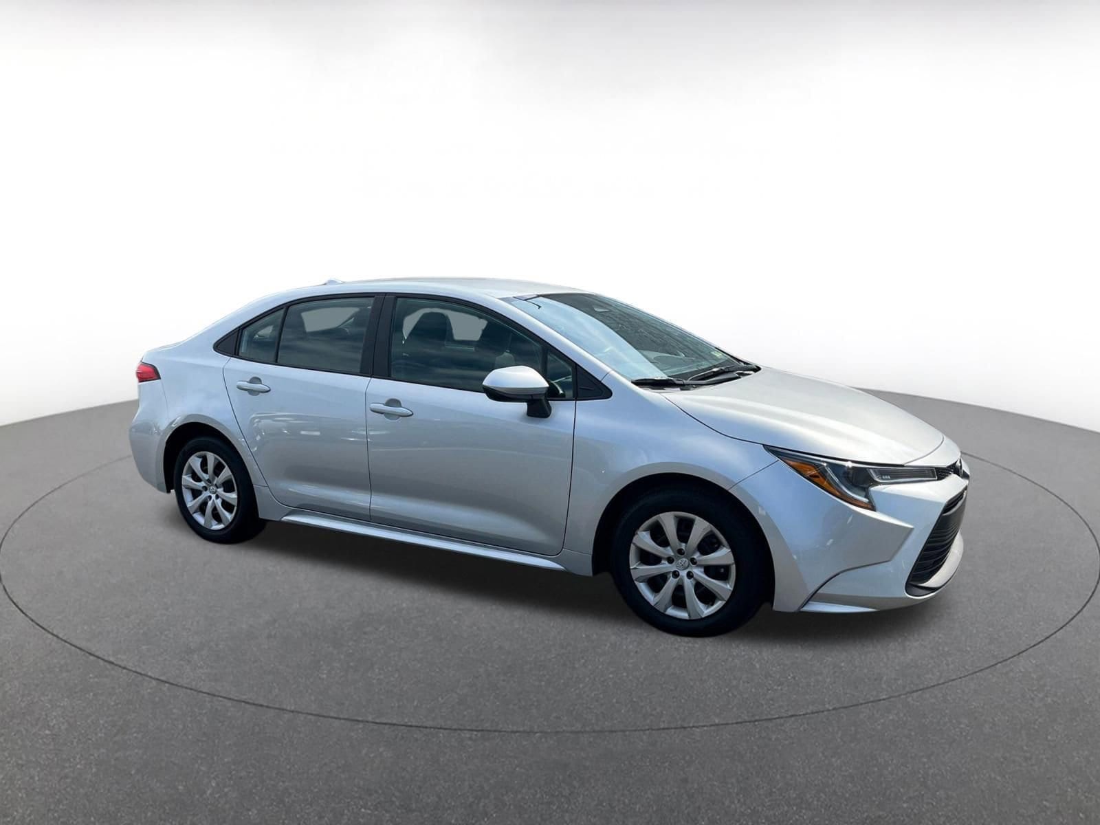 Thumbnail: 2025 Toyota Corolla - 1