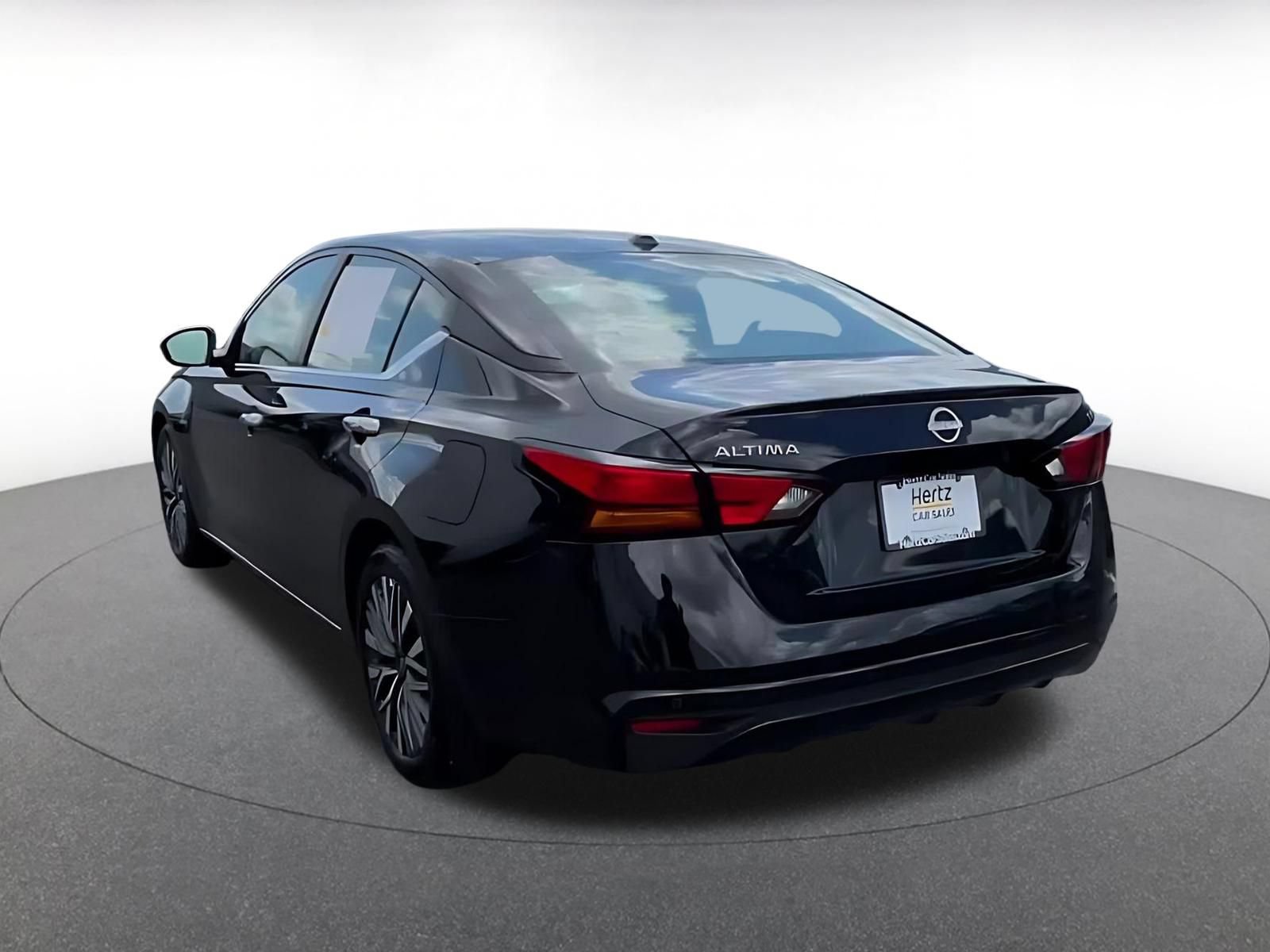 Thumbnail: 2025 Nissan Altima - 11