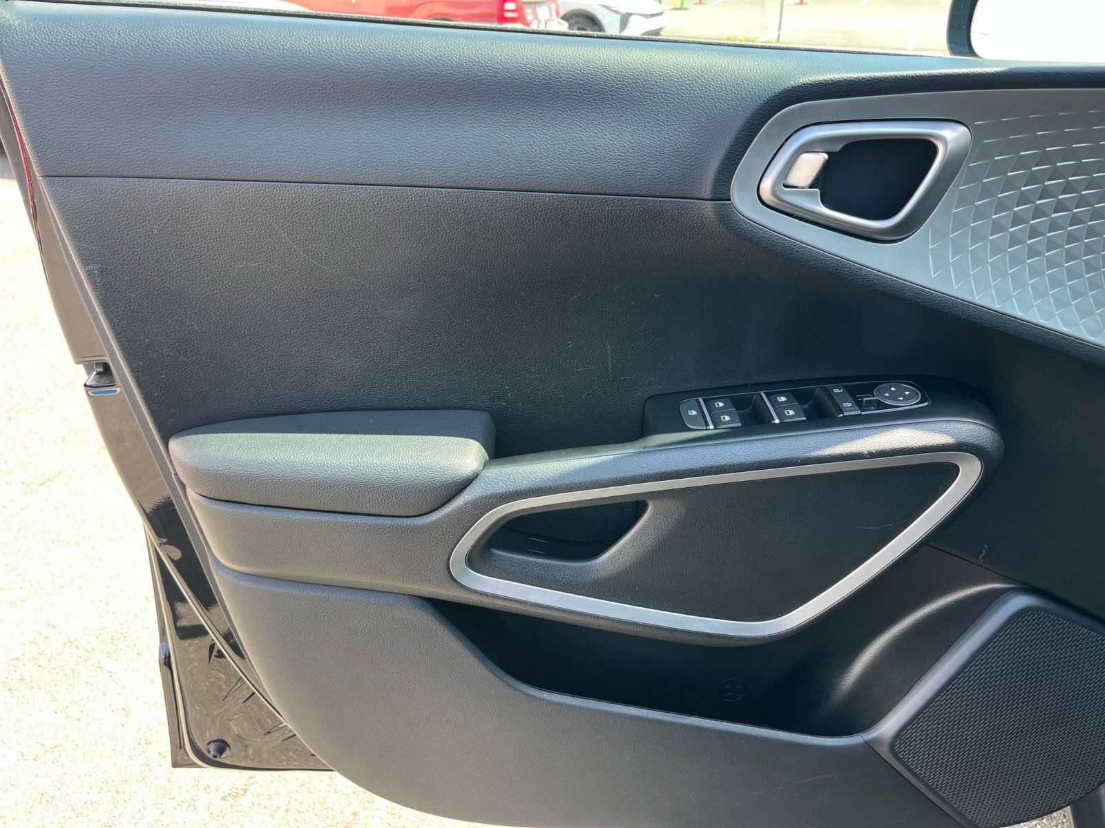 Thumbnail: 2025 Kia Soul - 18