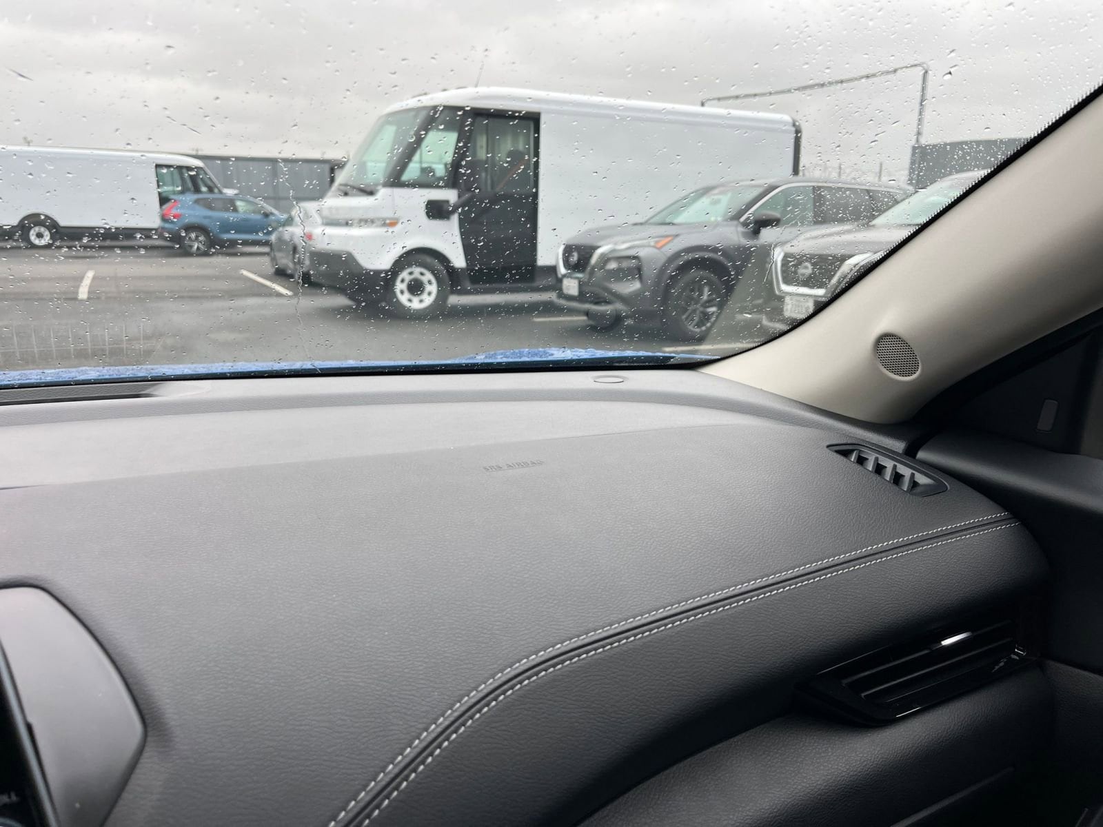 Thumbnail: 2025 Nissan Sentra - 34