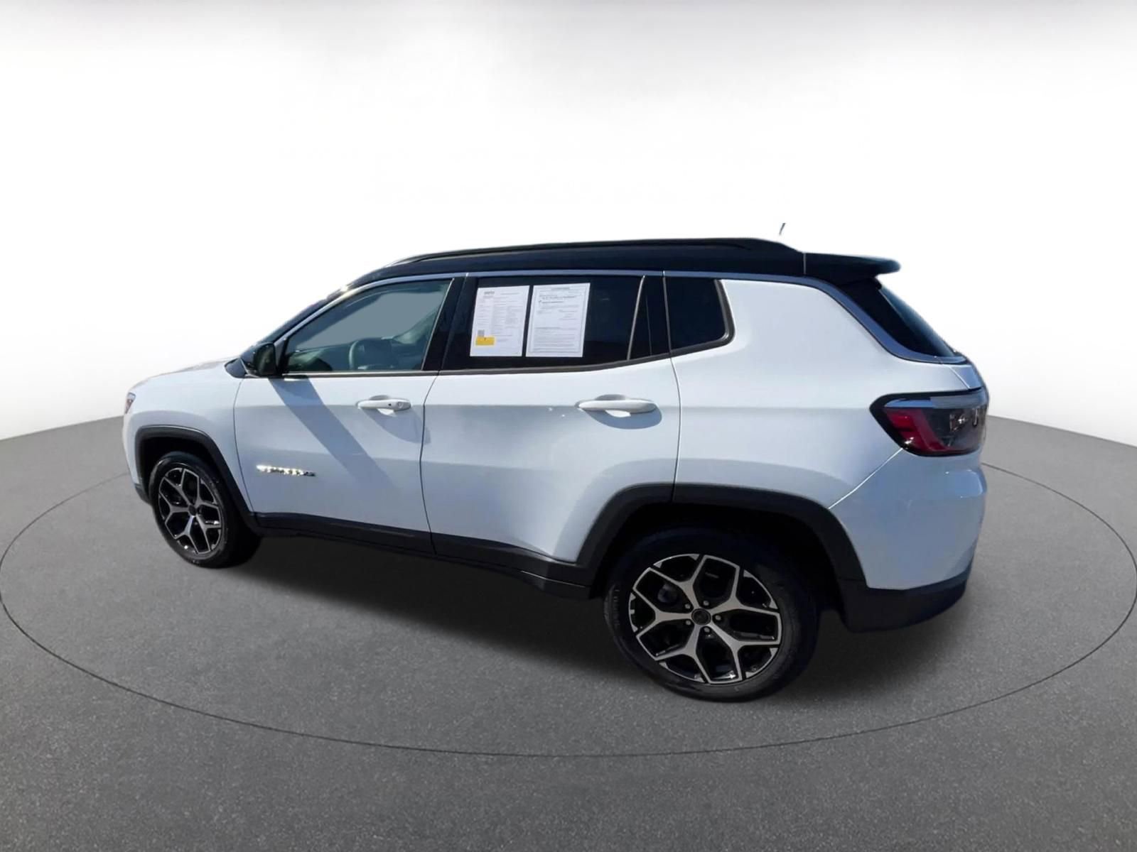 Thumbnail: 2025 Jeep Compass - 10