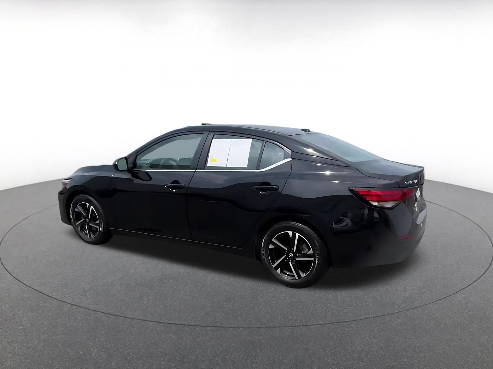 Thumbnail: 2025 Nissan Sentra - 8