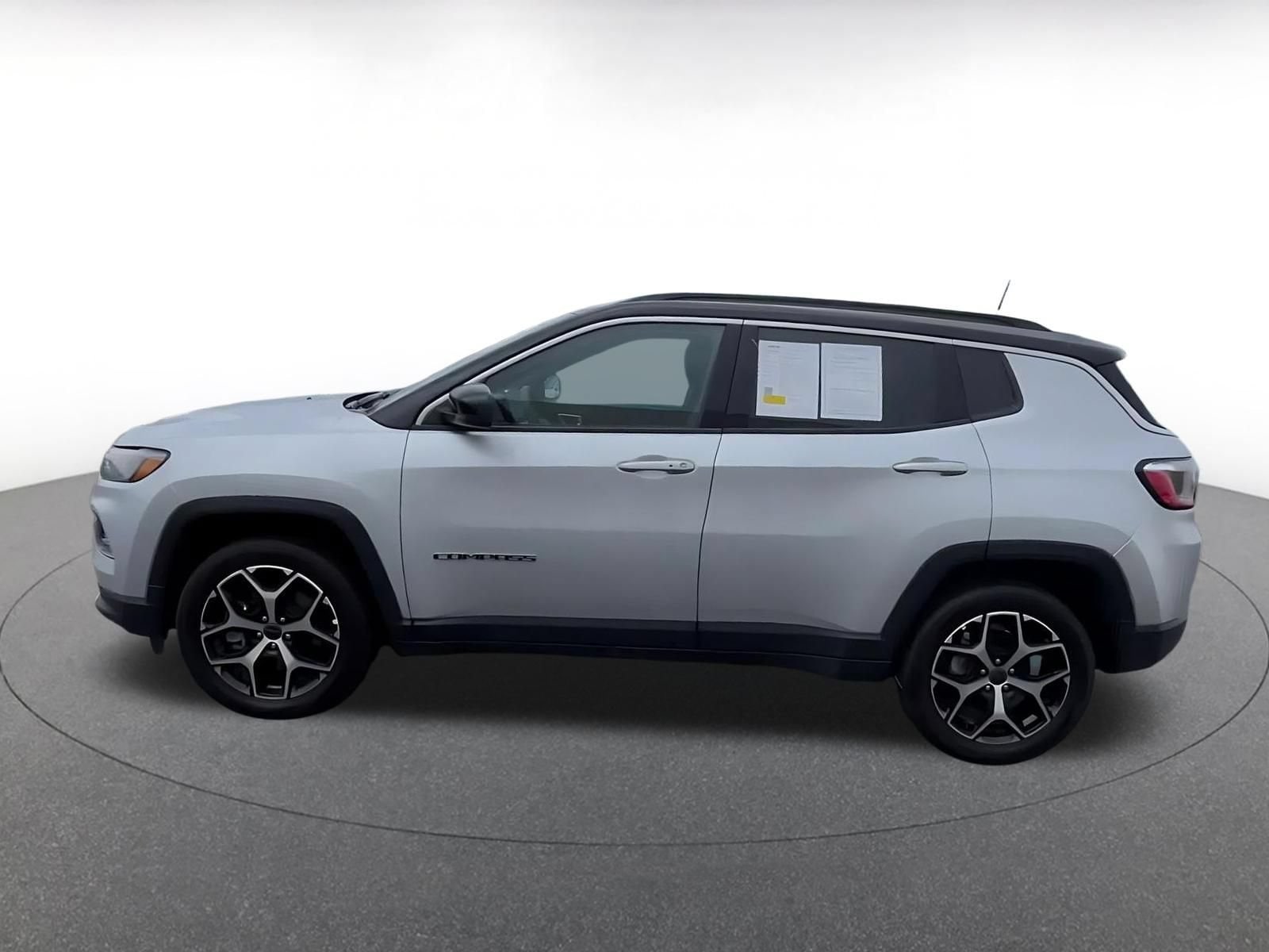 Thumbnail: 2025 Jeep Compass - 8