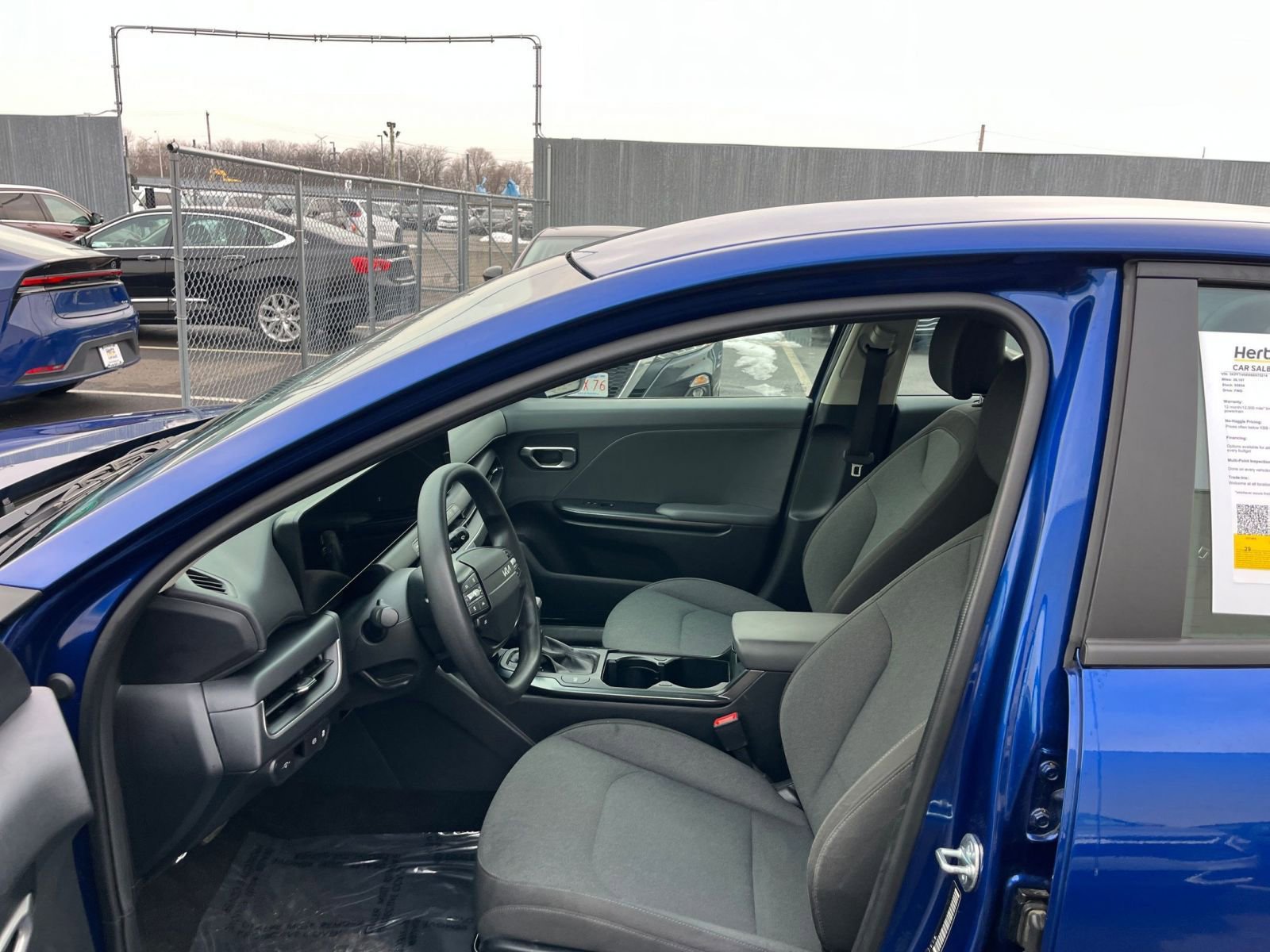 Thumbnail: 2025 Kia K4 - 27