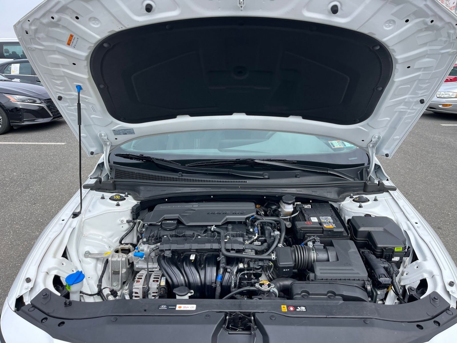 Thumbnail: 2025 Hyundai Elantra - 33