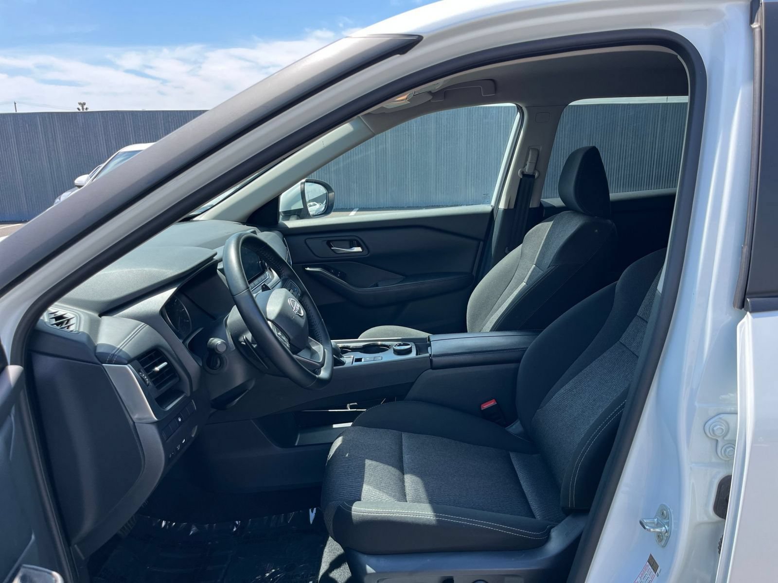 Thumbnail: 2025 Nissan Rogue - 29