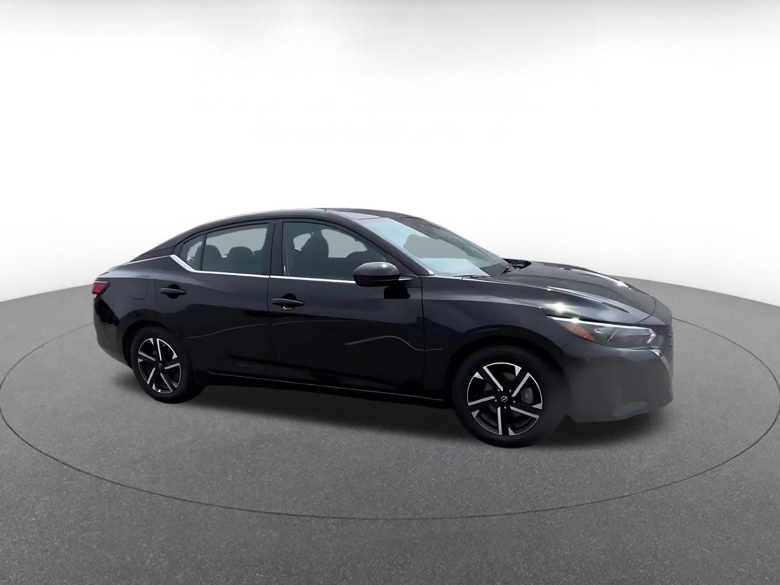 Thumbnail: 2025 Nissan Sentra - 2