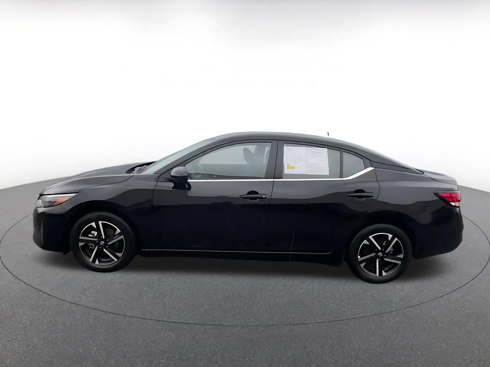 Thumbnail: 2025 Nissan Sentra - 8