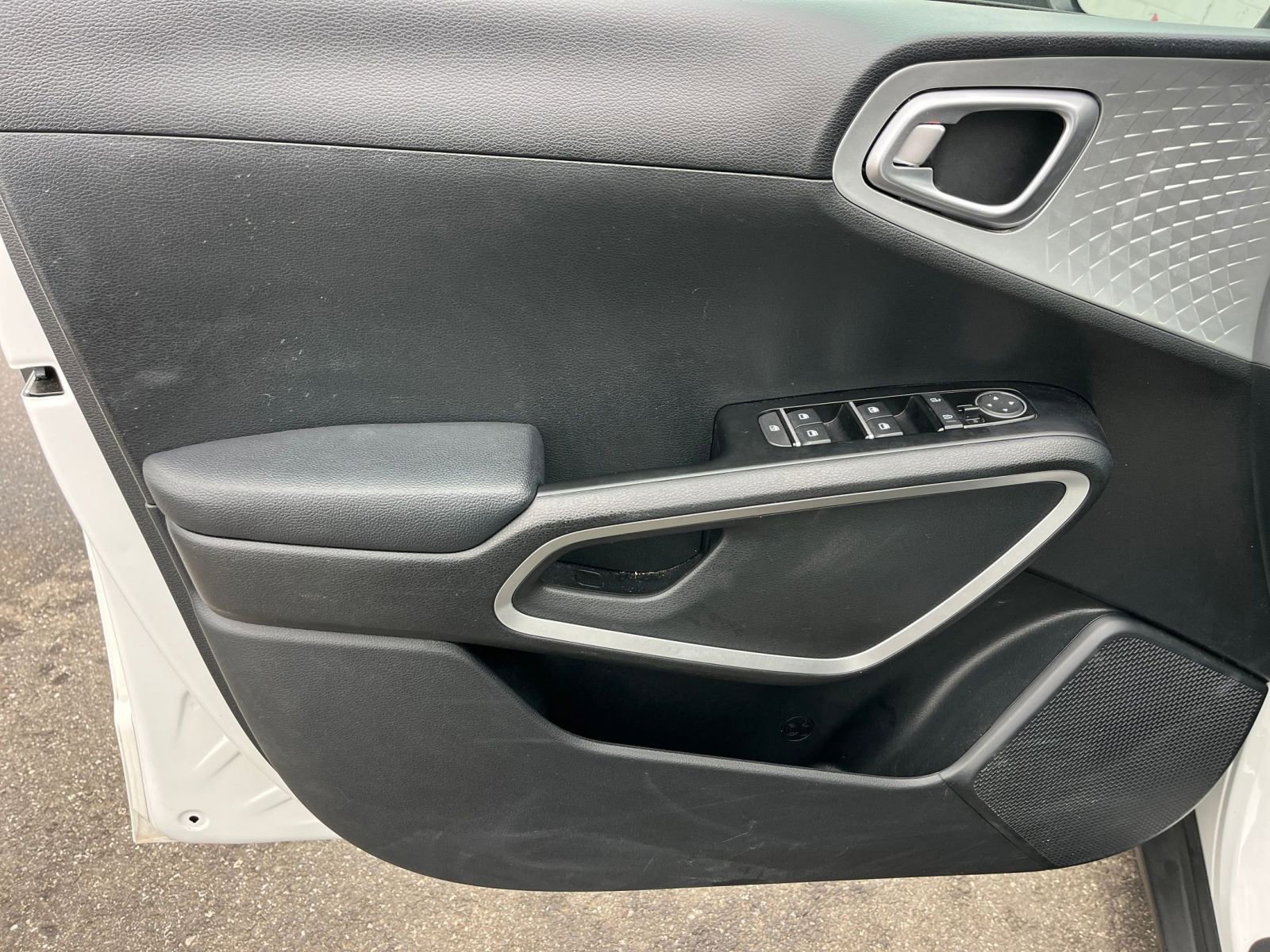 Thumbnail: 2025 Kia Soul - 18