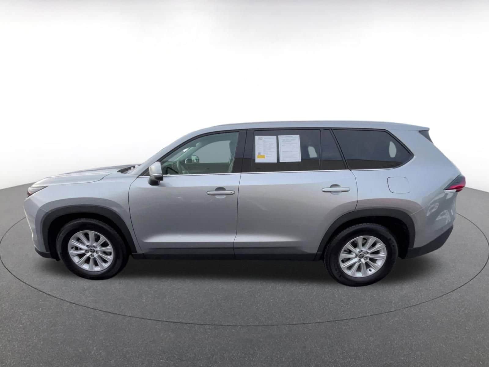 Thumbnail: 2025 Toyota Grand Highlander - 8