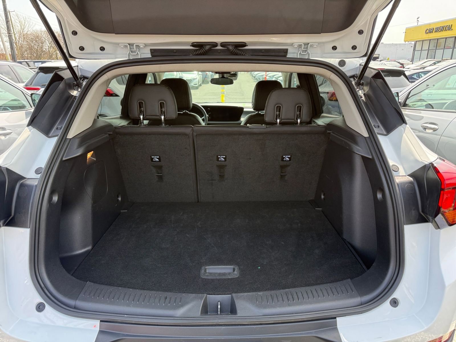 Thumbnail: 2025 Buick Encore GX - 31