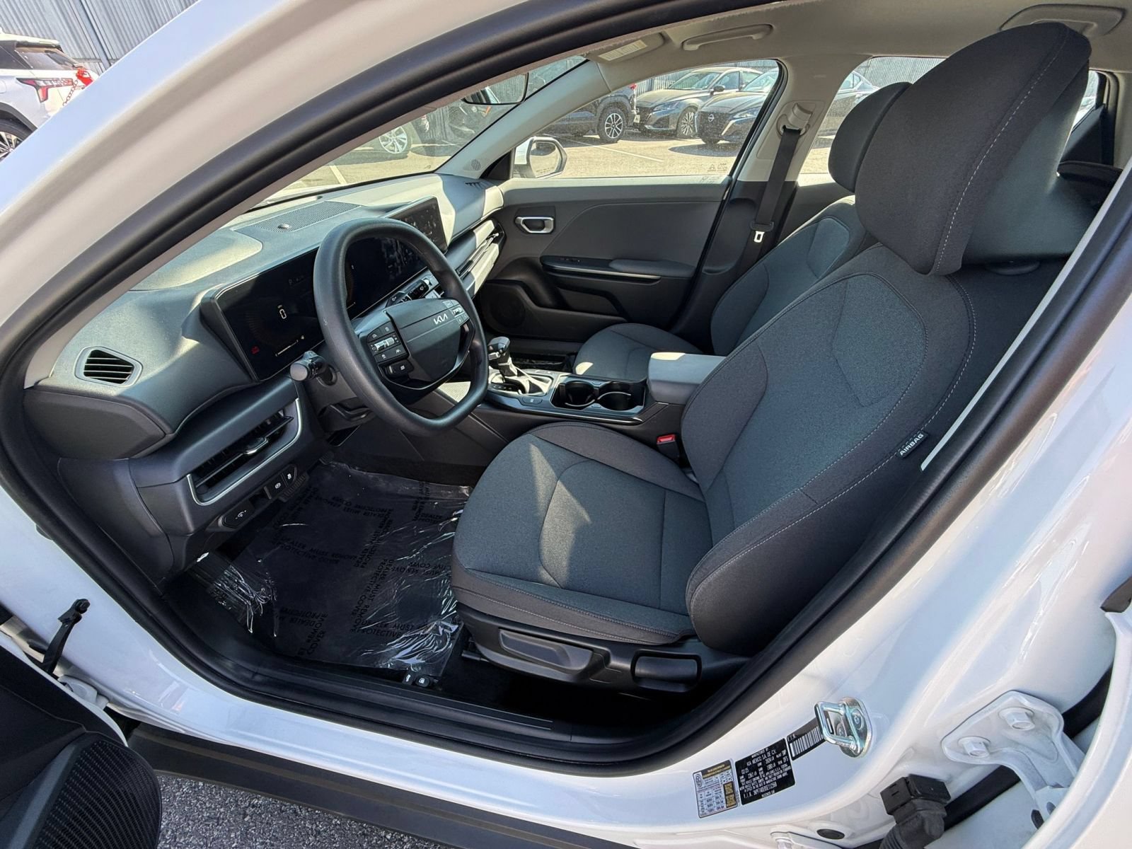Thumbnail: 2025 Kia K4 - 25