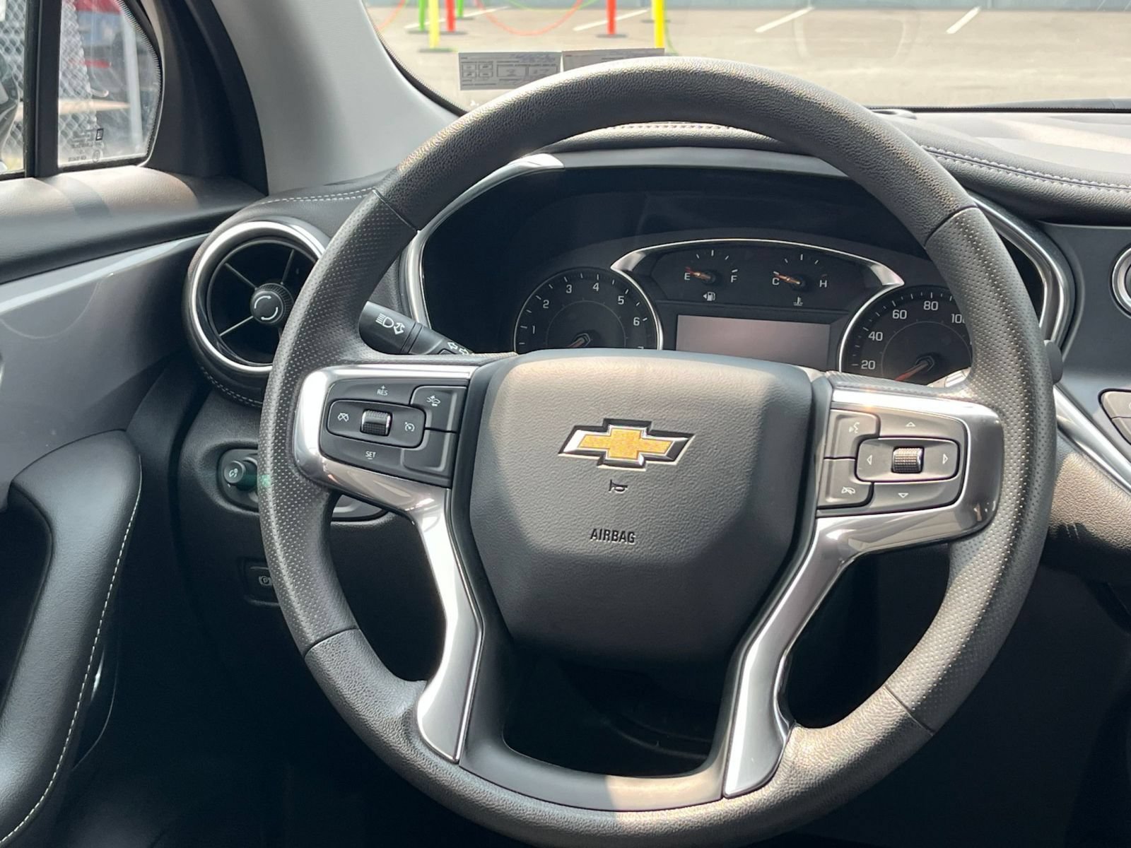 Thumbnail: 2025 Chevrolet Blazer - 28