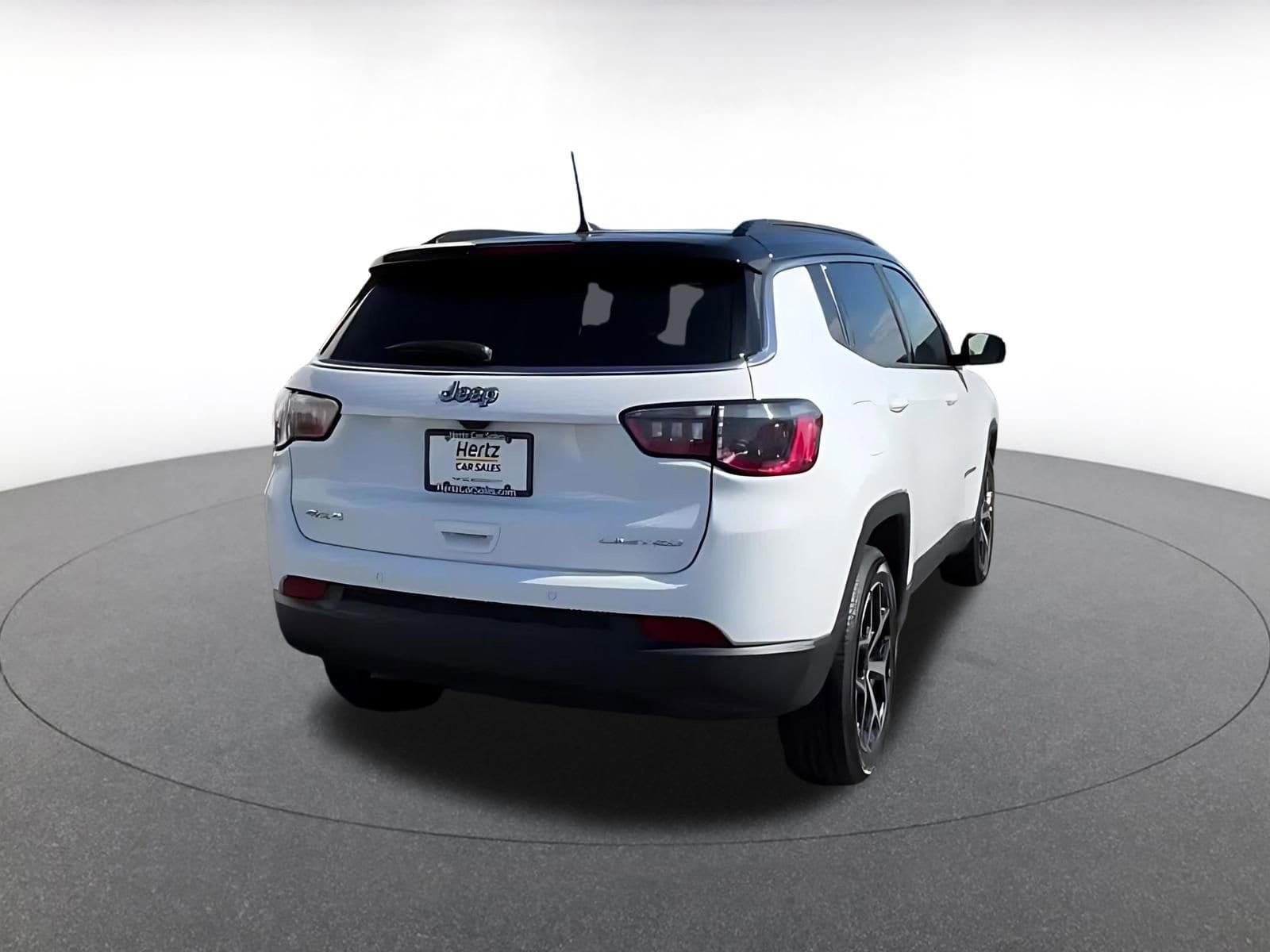 Thumbnail: 2025 Jeep Compass - 15