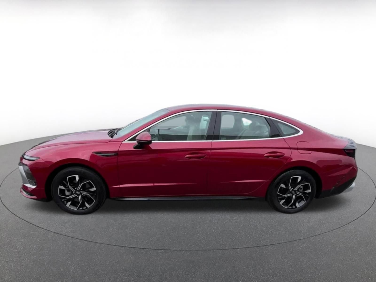 Thumbnail: 2025 Hyundai Sonata - 8