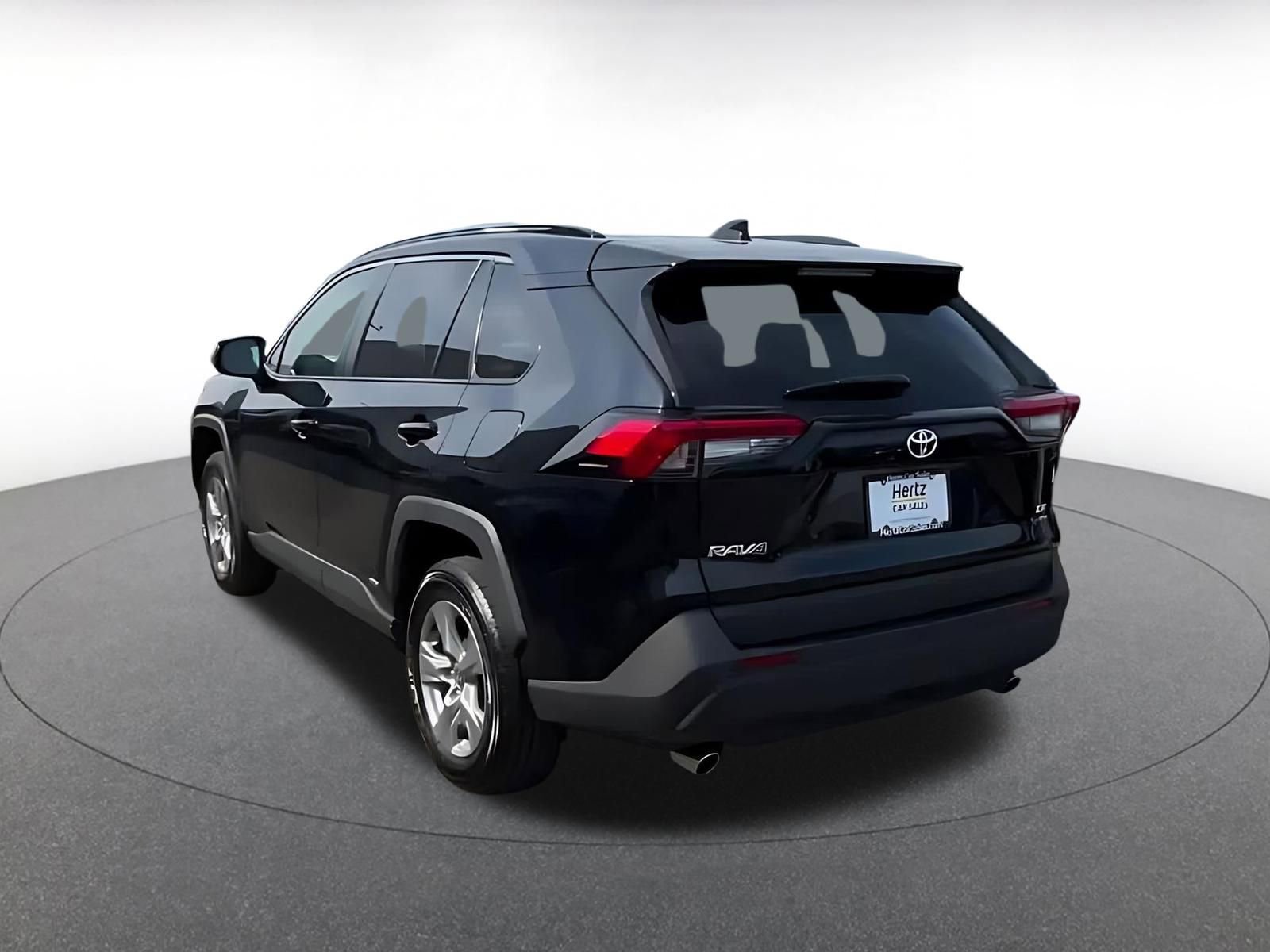 Thumbnail: 2025 Toyota RAV4 - 11