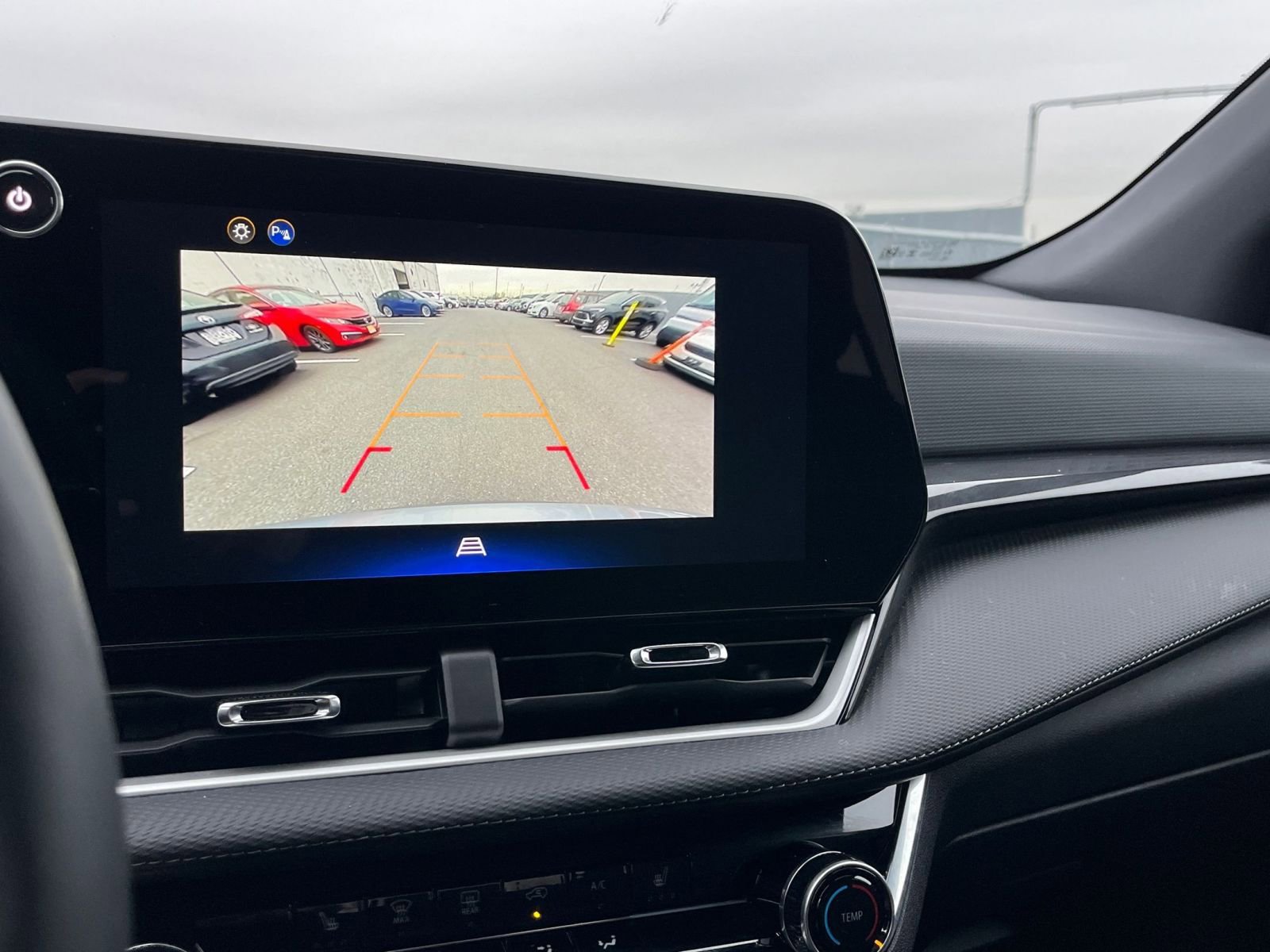 Thumbnail: 2025 Chevrolet Equinox - 17