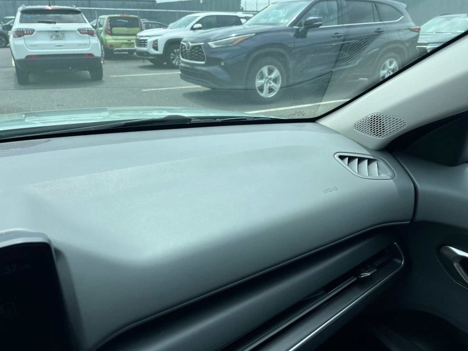 Thumbnail: 2025 Kia K4 - 35