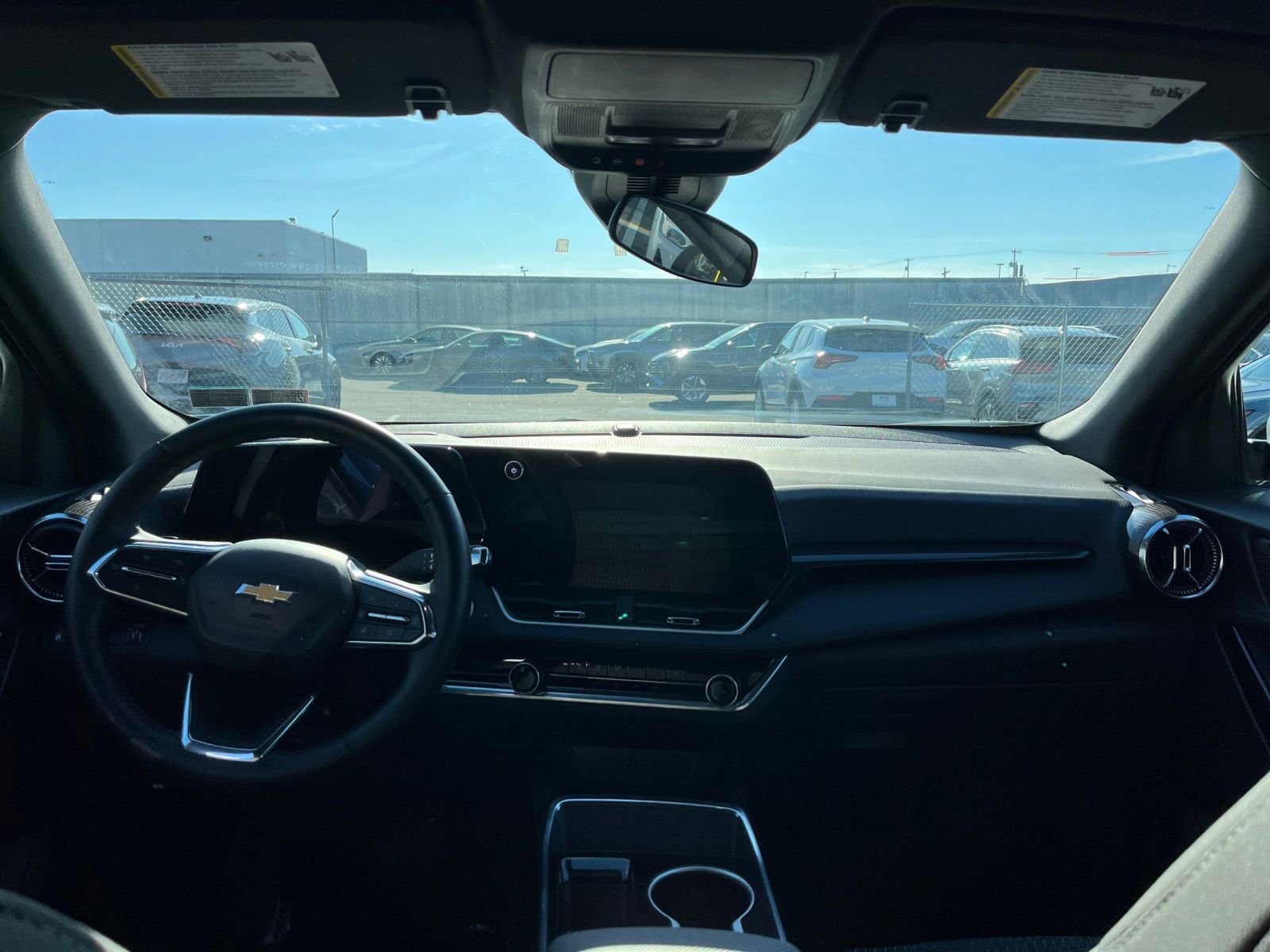 Thumbnail: 2025 Chevrolet Equinox - 32